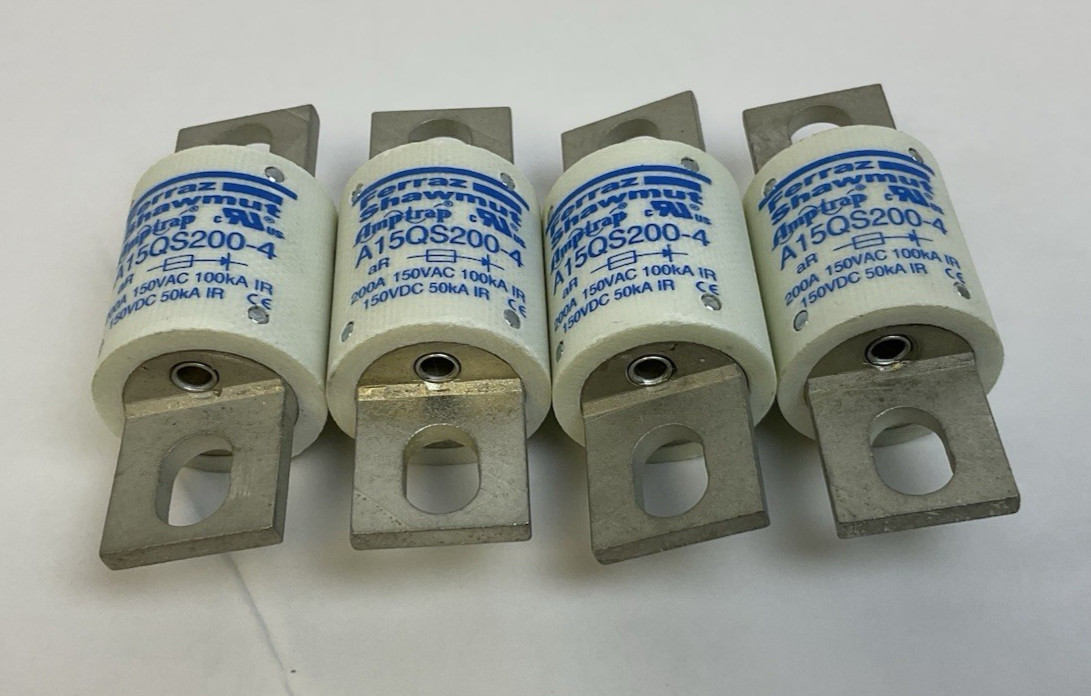 FERRAZ SHAWMUT A15QS200-4 AMPTRAP 200A 150V FUSE **LOT OF 4**
