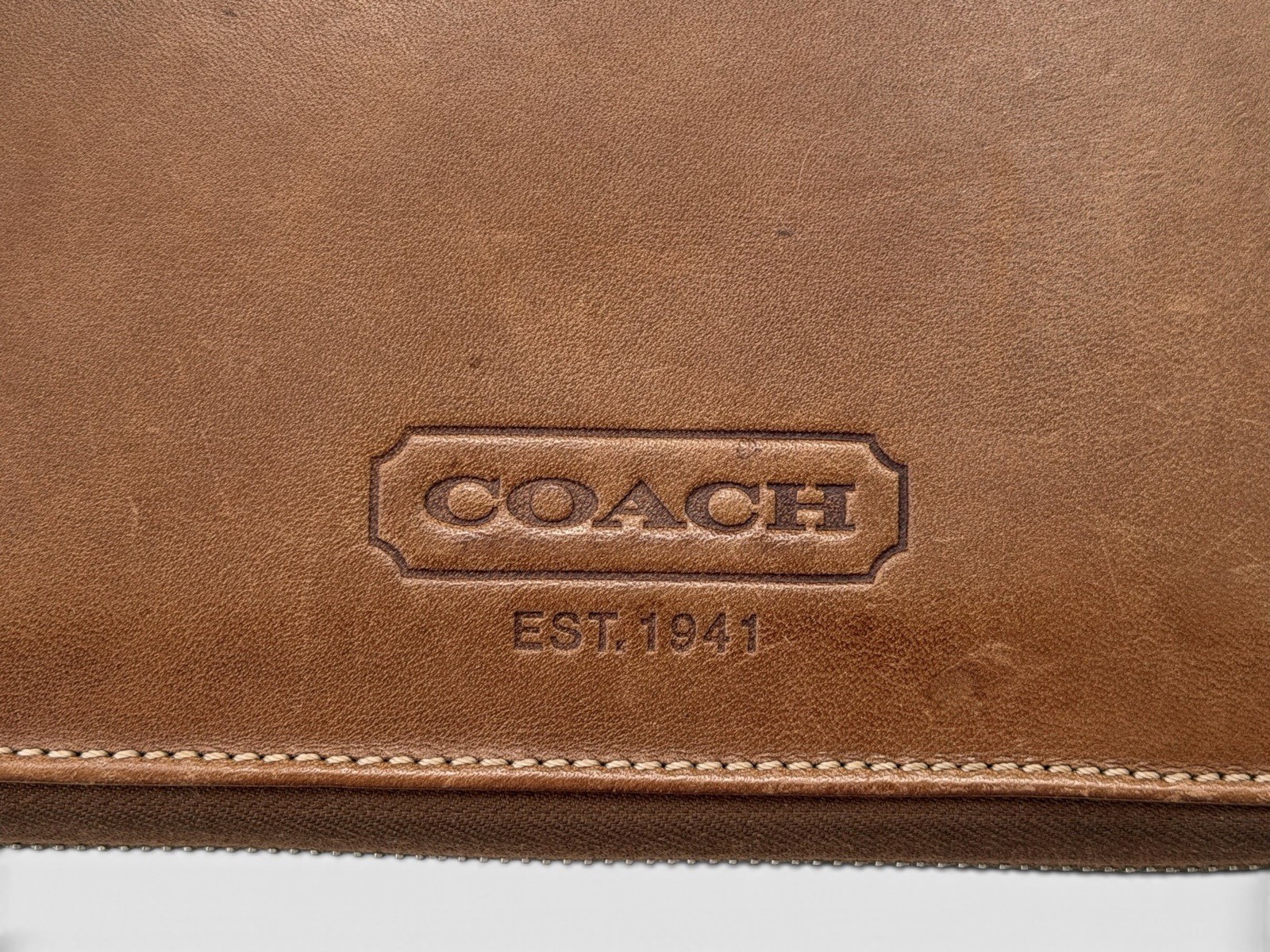 Vintage Coach Leather Bi-fold Zipped Business Portfolio Organizer 11x13in