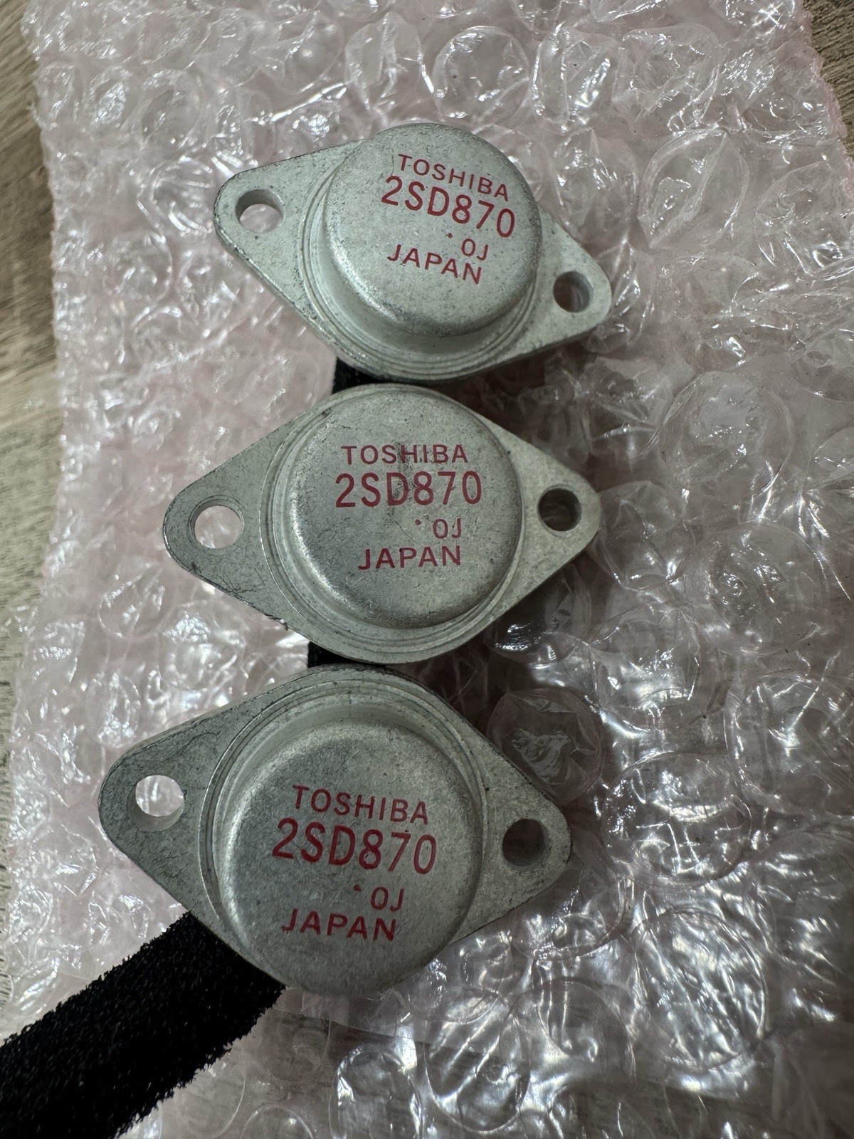 NEW Toshiba 2SD870 horizontal output transistor NPN package TO-3 Lot Of 3 Arcade