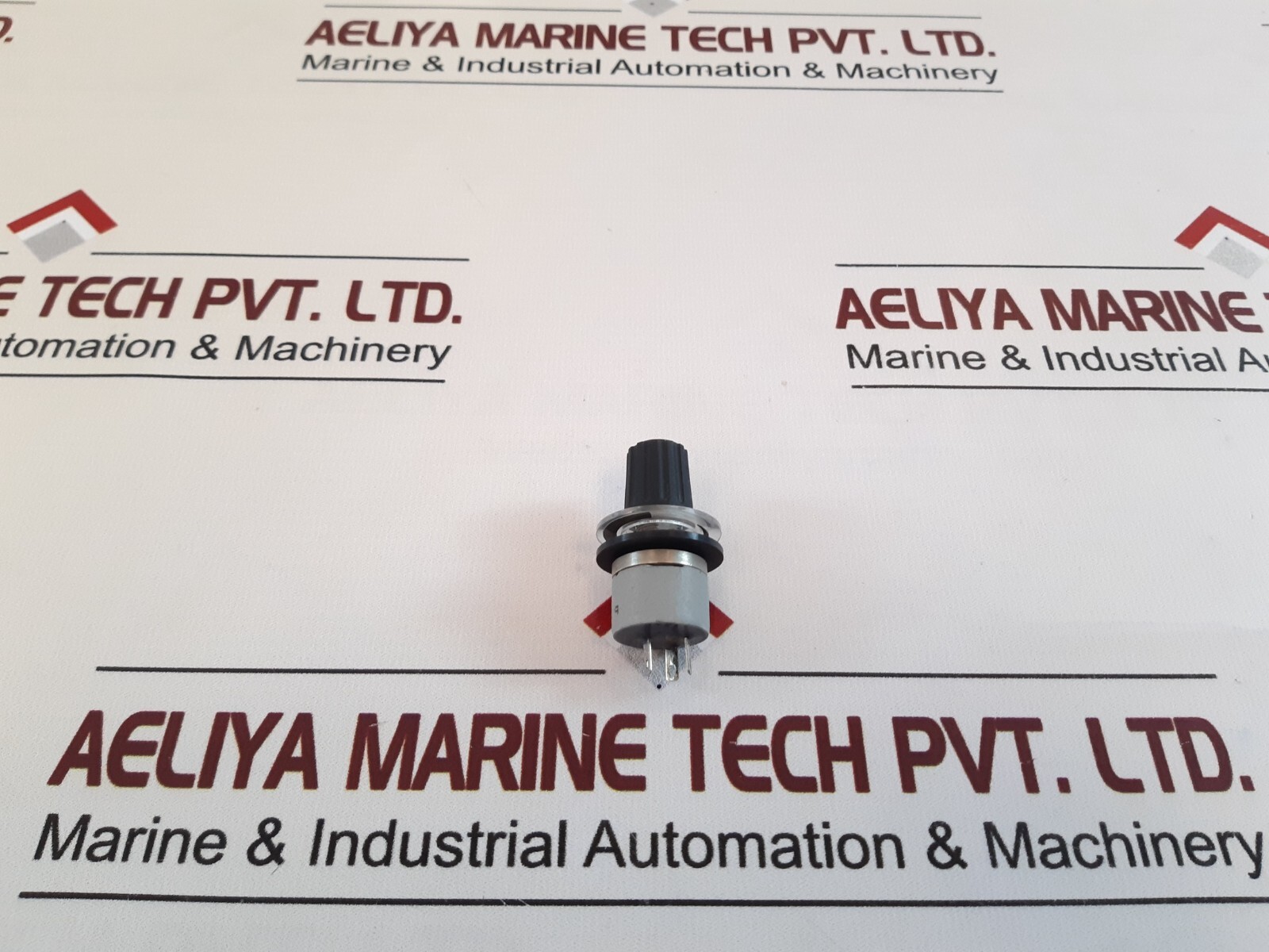 Vishay PE30 P Potentiometer