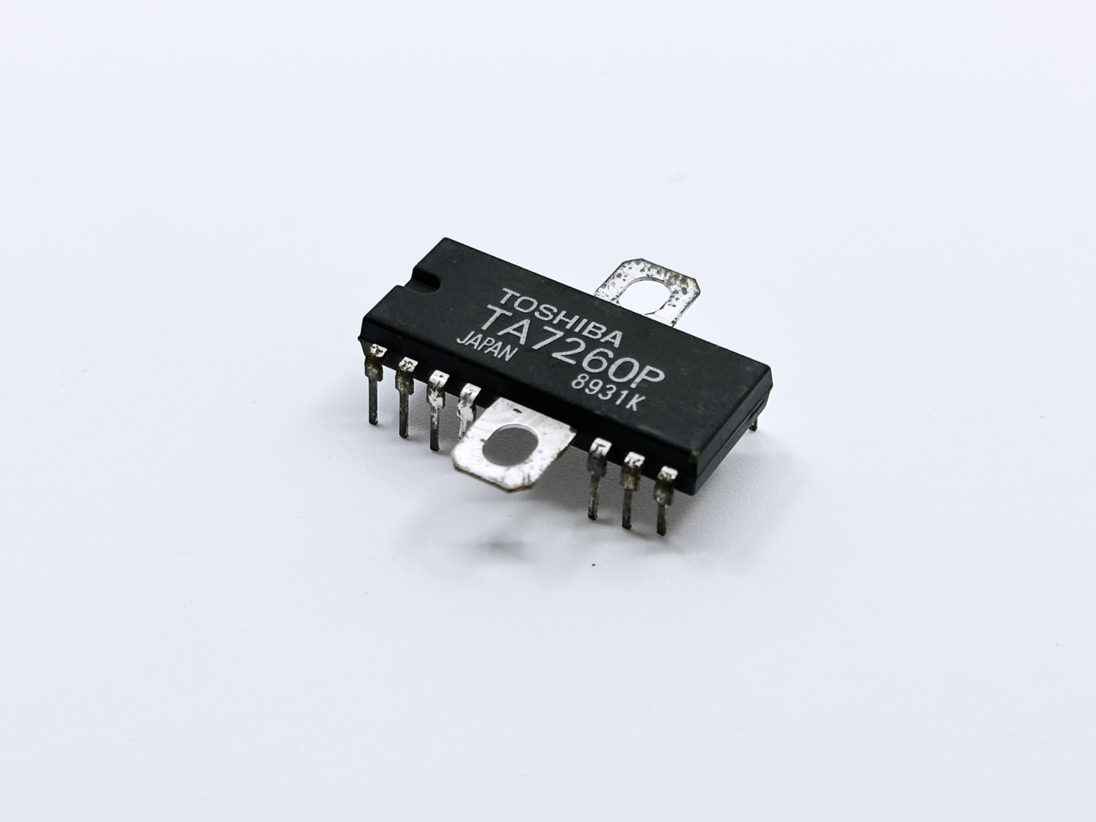 TA7260P Toshiba 2-Phase Brushless DC Motor Driver Current Control 35V 0.9A DIP14