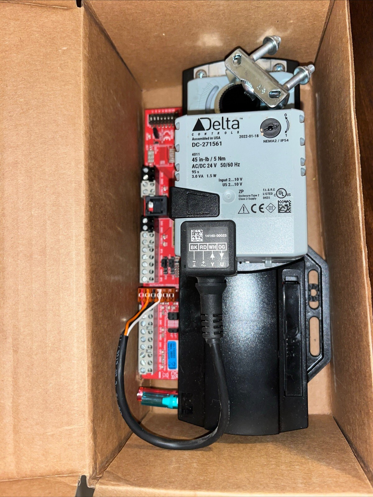DELTA CONTROLS DVC-V322 AAFB New open Box DC-271561