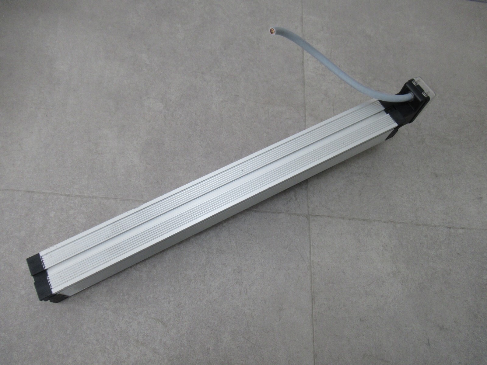 Novotechnik TLH-0225 Position Sensor Potentiometric Measuring Range 225Mm