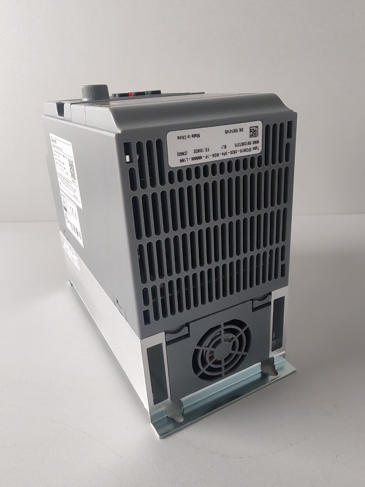 Rexroth EFC5610-2K20-3K20-3P4-MDA-7P-NNNNN-L1NN Frequency Converter R912007275