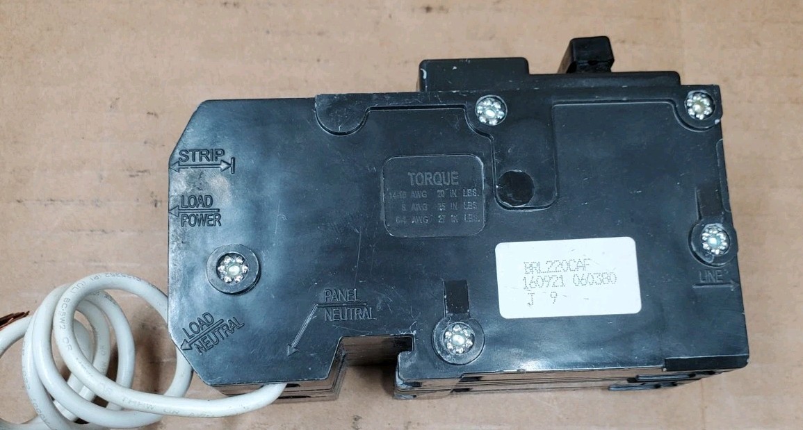 Eaton BRL220CAF Plug-In Mount Type BR Combination Arc Fault Circuit Breaker