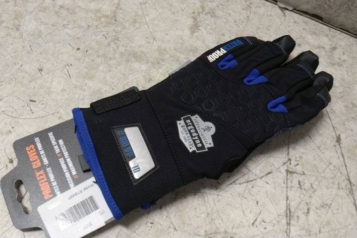 Proflex by Ergodyne 818WP 6 Pairs Size Medium / Size 8 Utility Gloves
