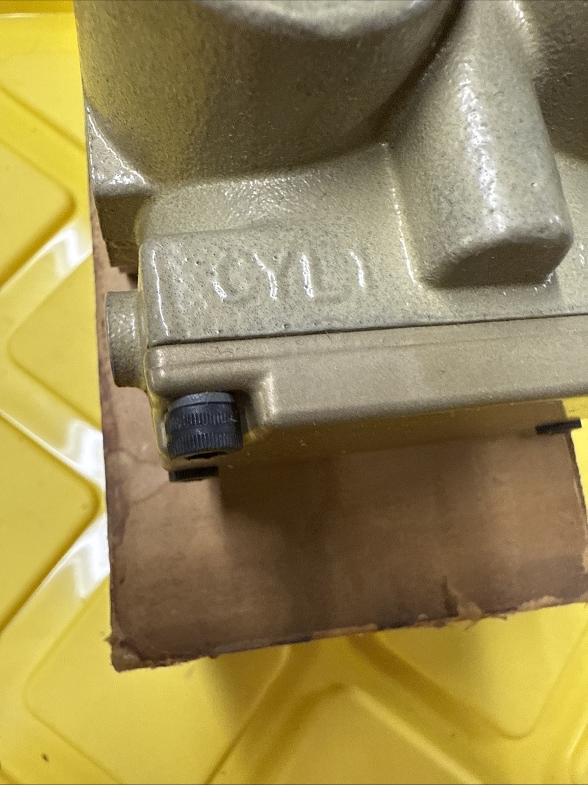 NORGREN F1024B (BRAND NEW) Reverse Valve USA Seller