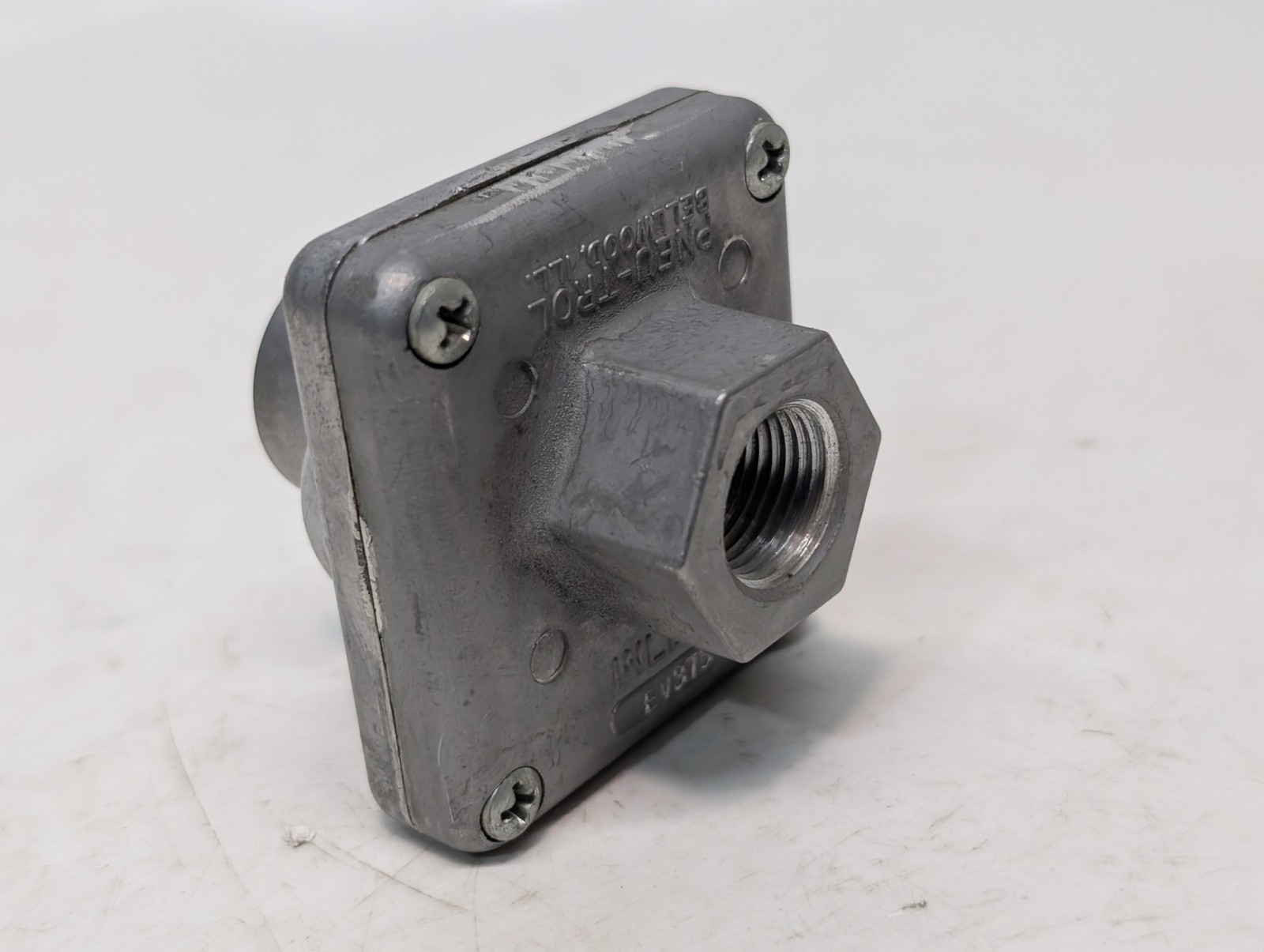 Deltrol EV-375 Pneutrol Bellwood IL valve body inlet cylinder as shown