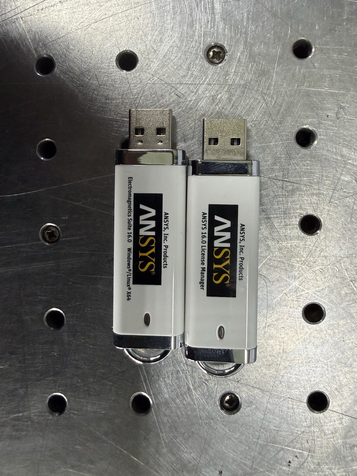 ANSYS Electromagnetics Suite 16.0 USB Dongle Set Academic Research License