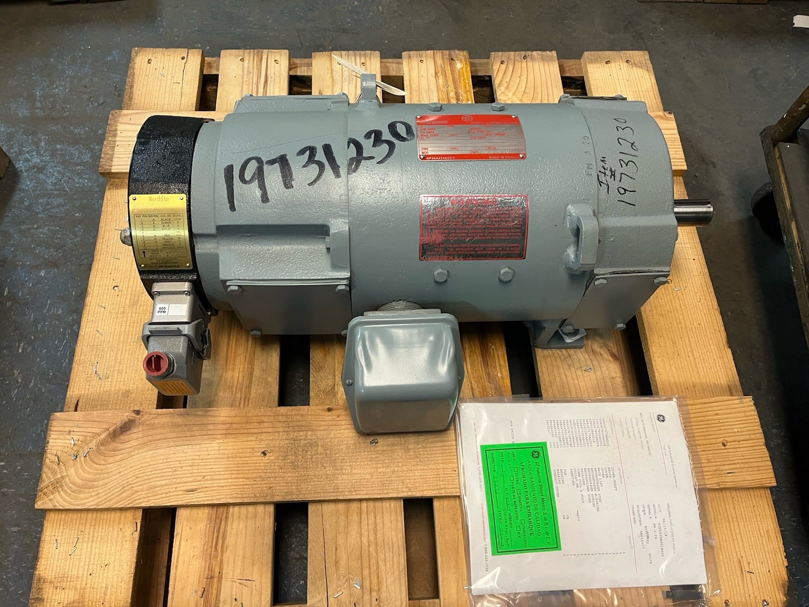 GE,5CD153BA001B001,KINAMATIC DC MOTOR 2HP 850/1700RPM 500VDC CD219AT