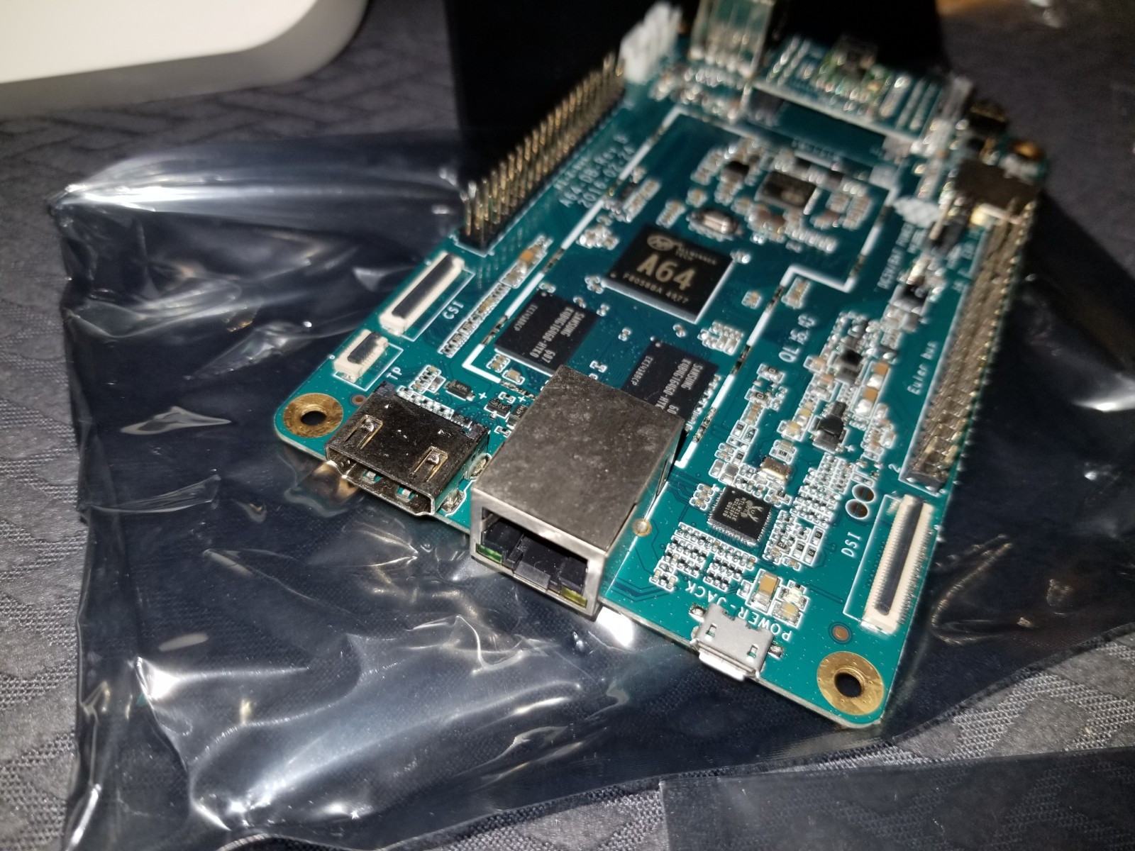 Pine64 PA64-1GB ARM Single Board Computer Development Board lot+Case+7″ Screen