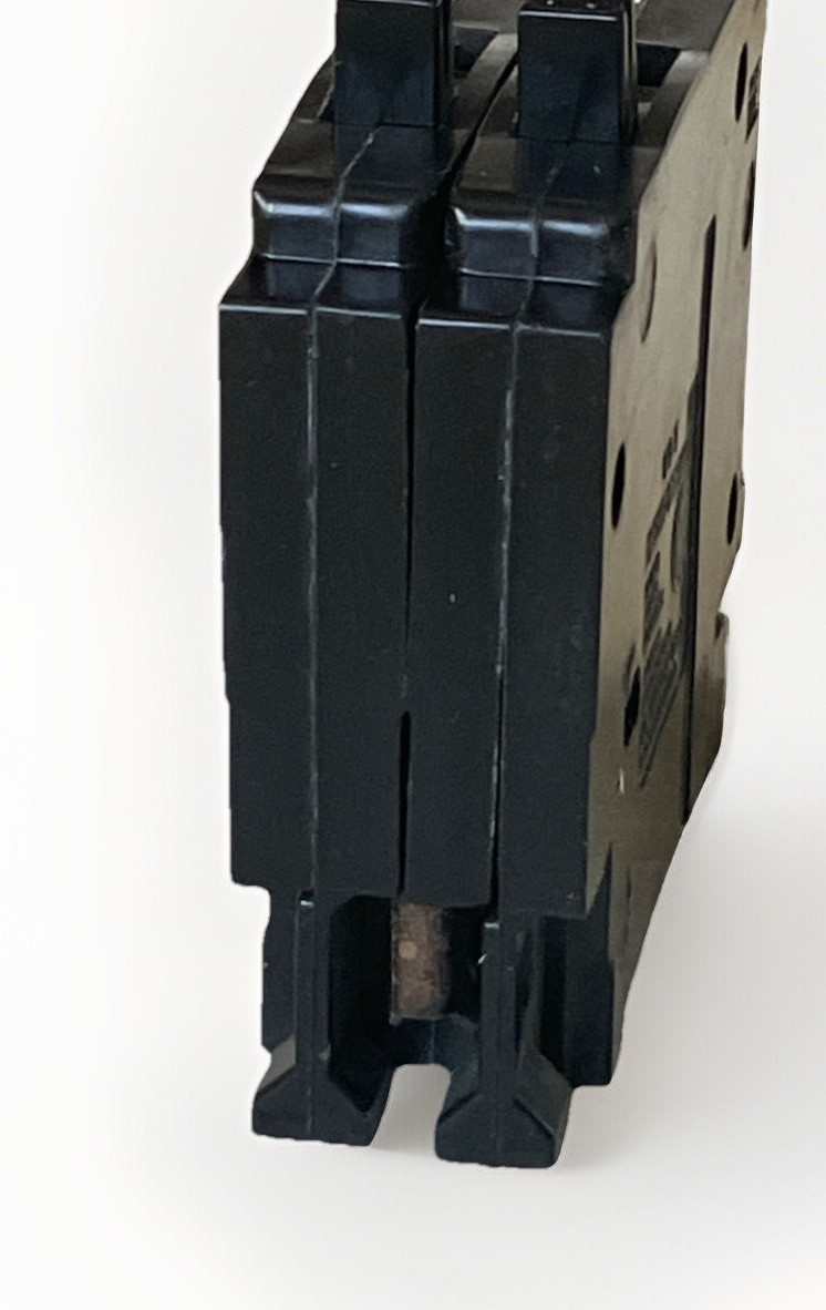 New ITE QT1-1520 15A 20A TANDEM Circuit Breaker CLOSED CLIP EQ-T QTI1520 New!