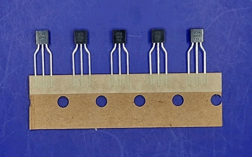 Choose your Qty! KSA992 Genuine Onsemi Transistors Fastest FREE Shipping!
