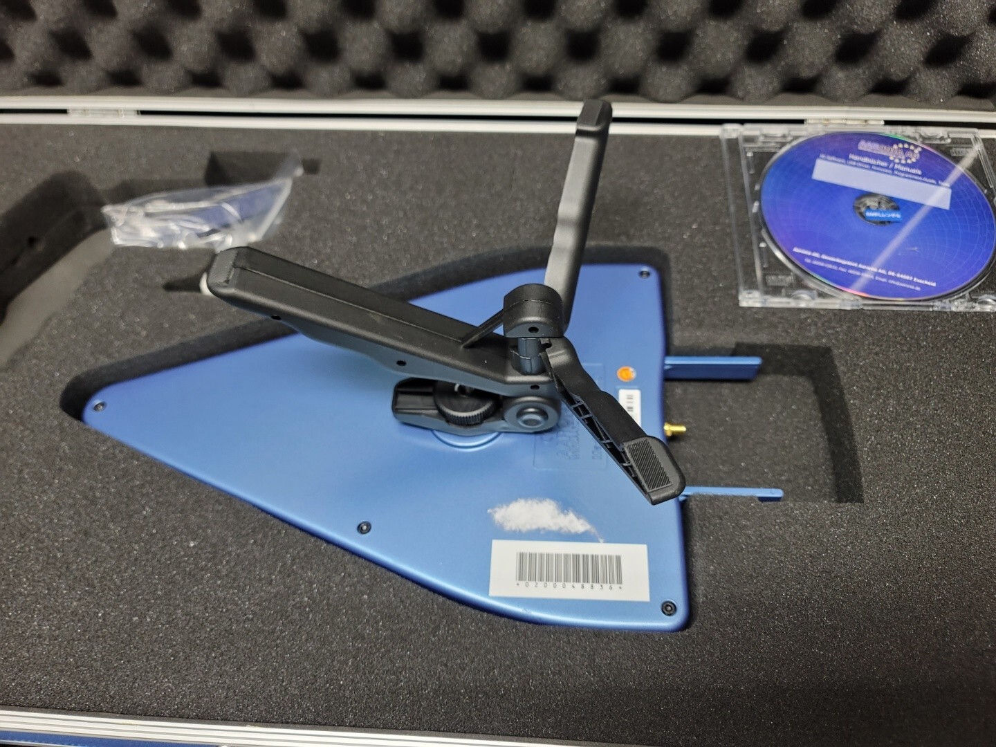 Aaronia HyperLOG 7040: 700MHz to 4GHz High-Performance EMC Antenna (5834)