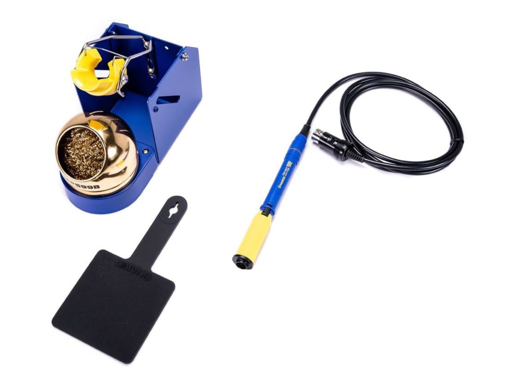 Hakko FM2027-03 – Soldering Iron Package with Several Accessories
