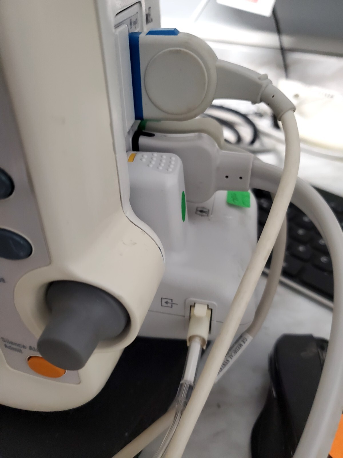 GE Dash 3000 sp02 and soft 7.2 , 4 IBP and Co2 Module , 90 Days Return