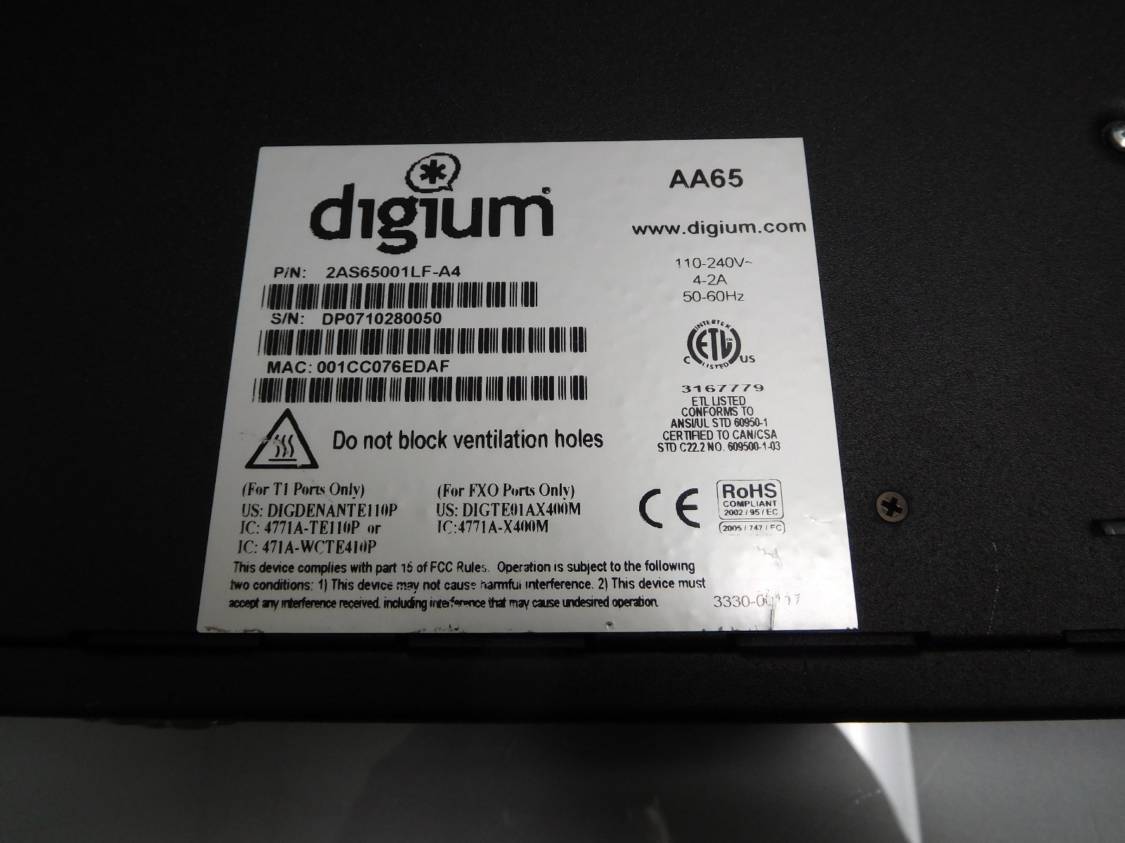Digium Switchvox 65 AA65 Asterisk VoIP System 2AS65001LF-A4 w/ Wildcard TDM410