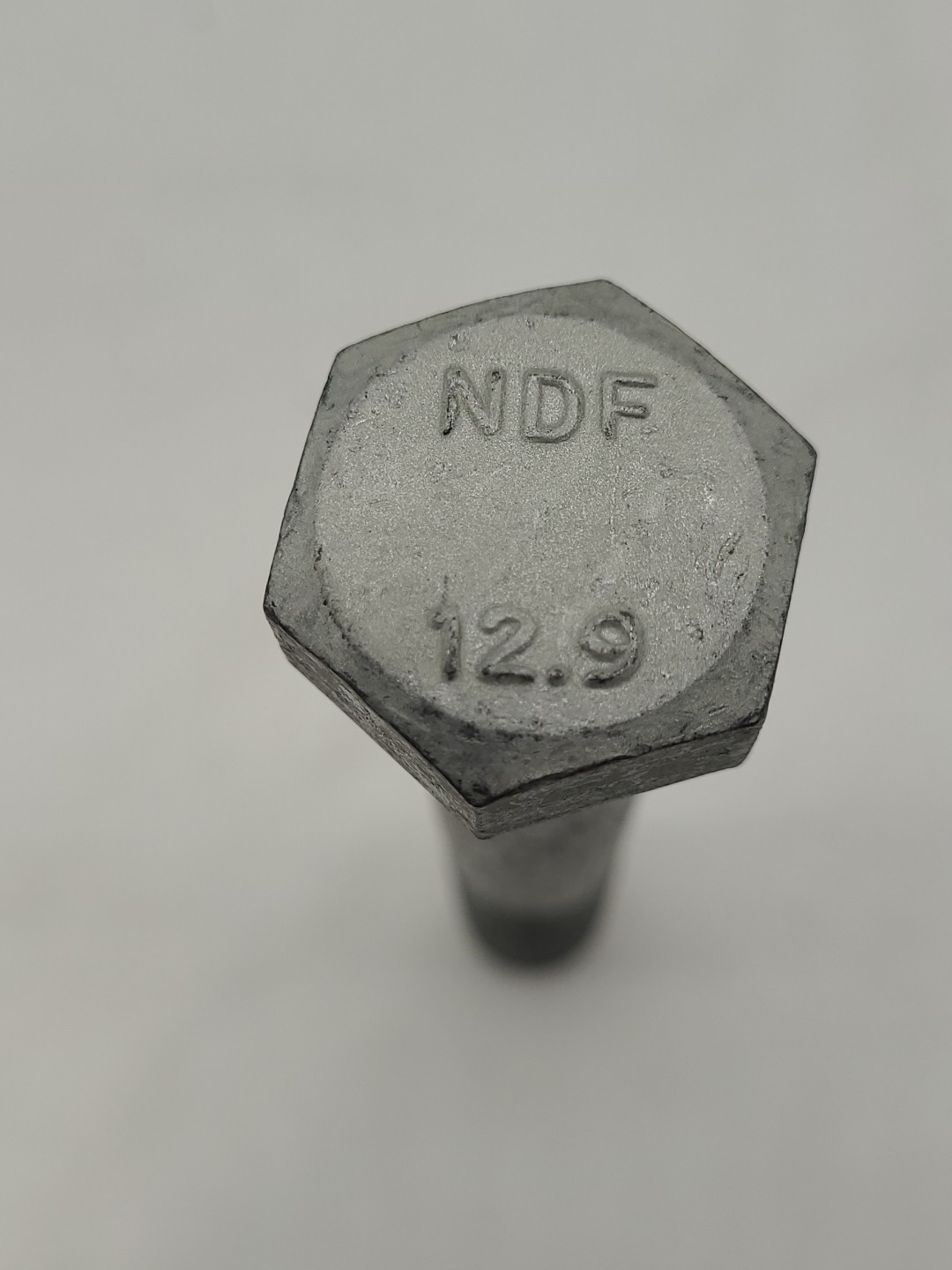 4 pk Extreme Strength Class 12.9 M16-2.0 x 120mm Zinc Coated Bolts