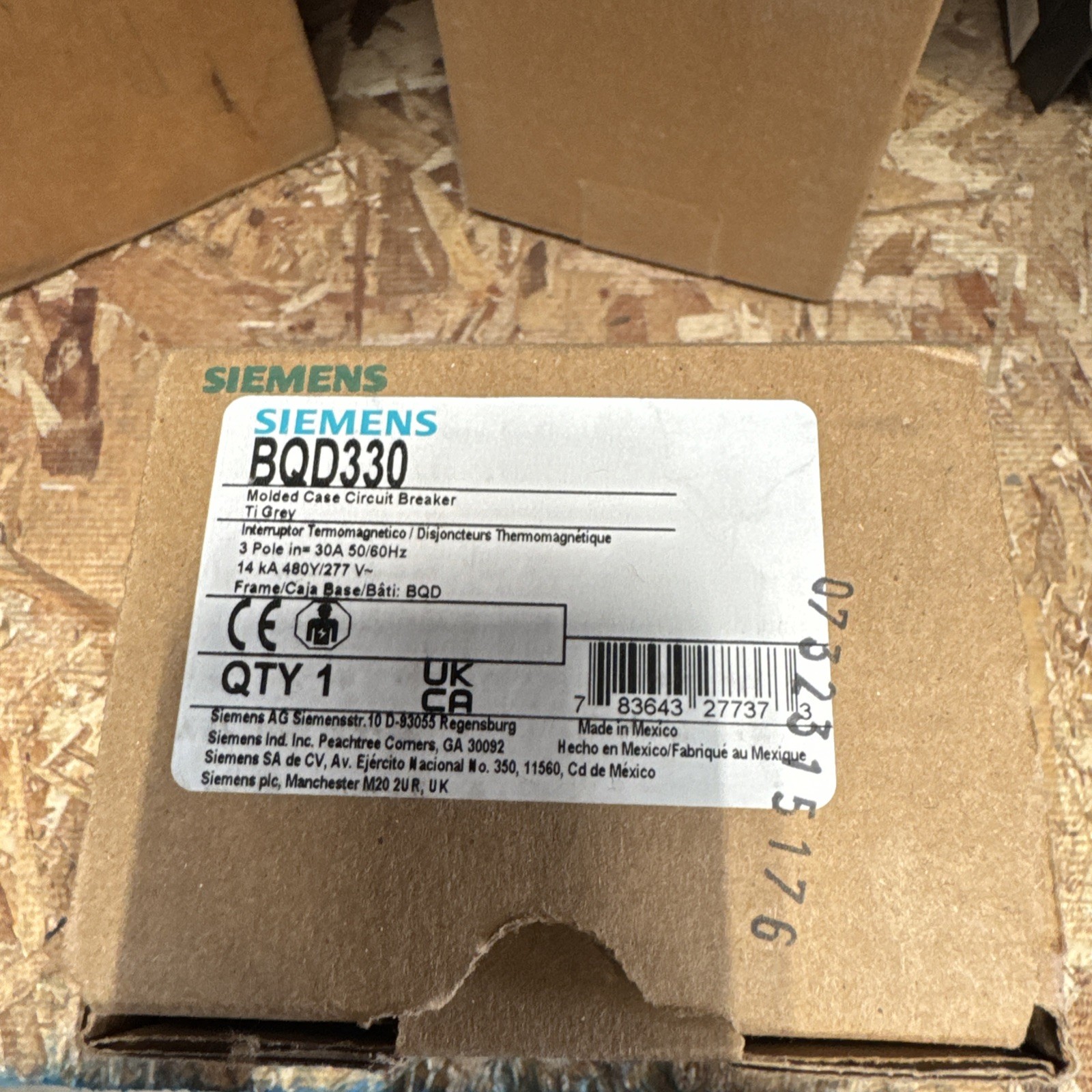 SIEMENS BQD330 30 AMP 480/277V 3 Pole 14 KA, Bolt On Circuit Breaker