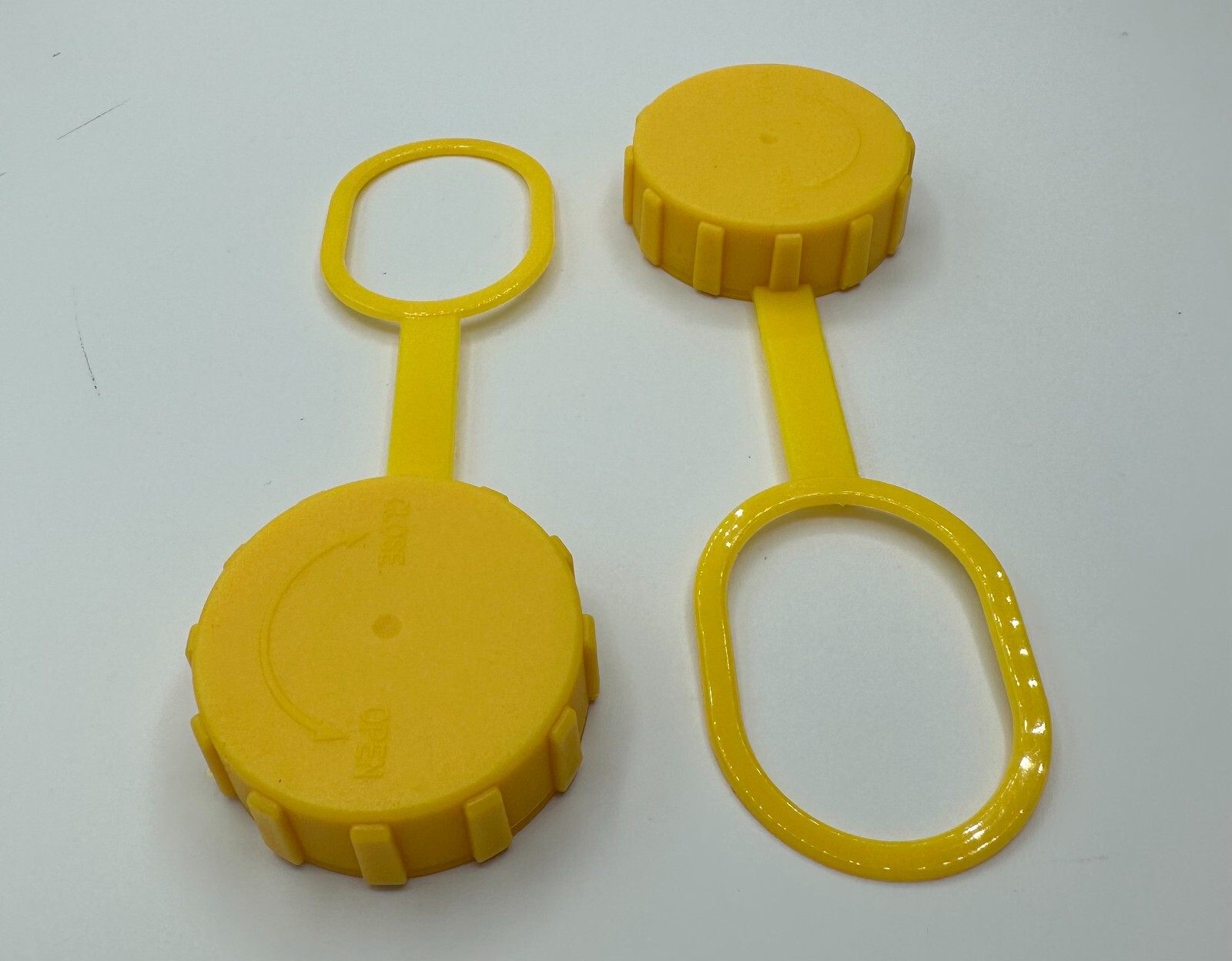 Pk 2 1-3/4″ Acme Propane Tank Fill Valve Plastic Cap w/ Tether – Forklift Tank