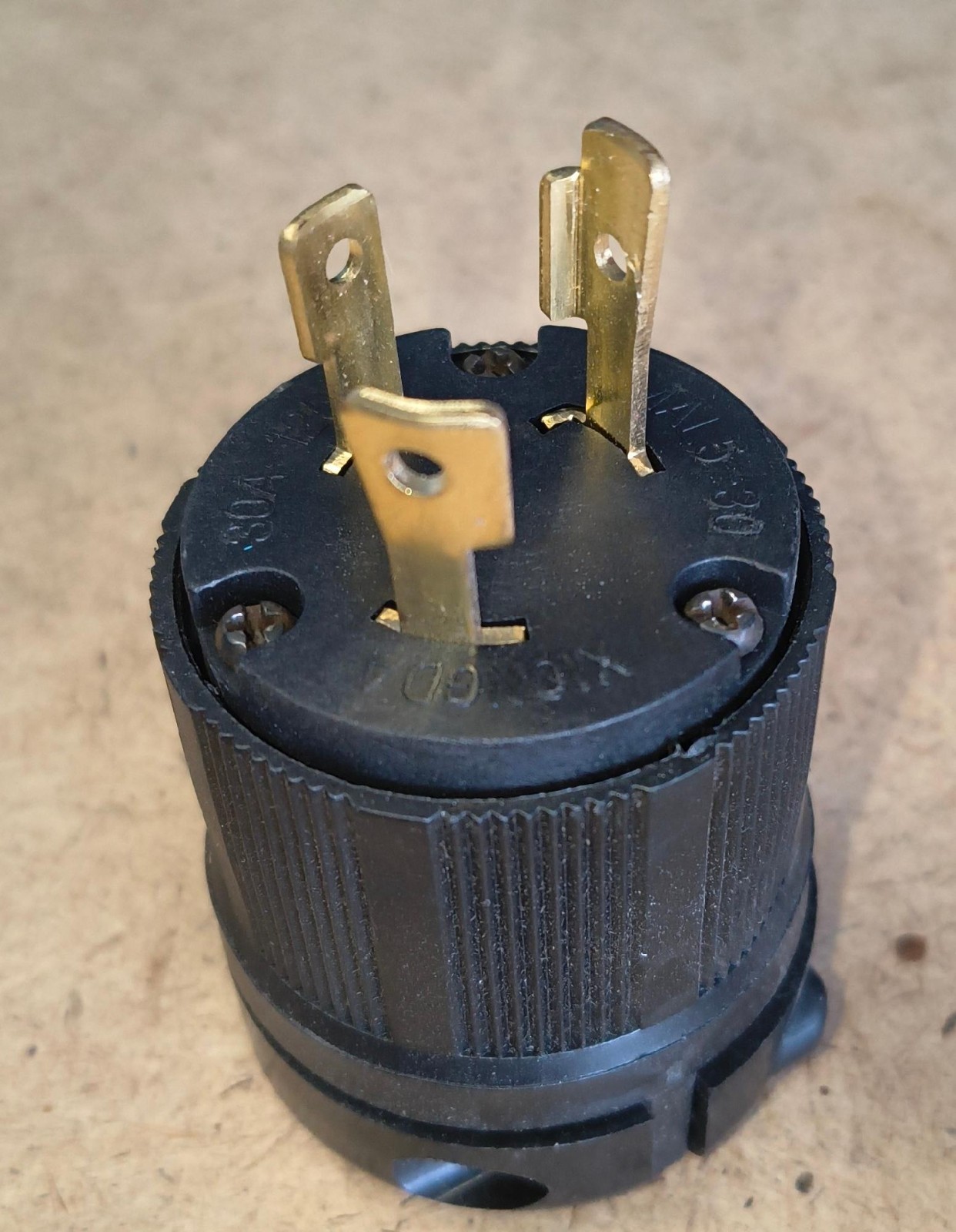 NEW 3-Prong 30A 125V NEMA L5-30P Twist Lock Male Plug Generator RV Free Ship