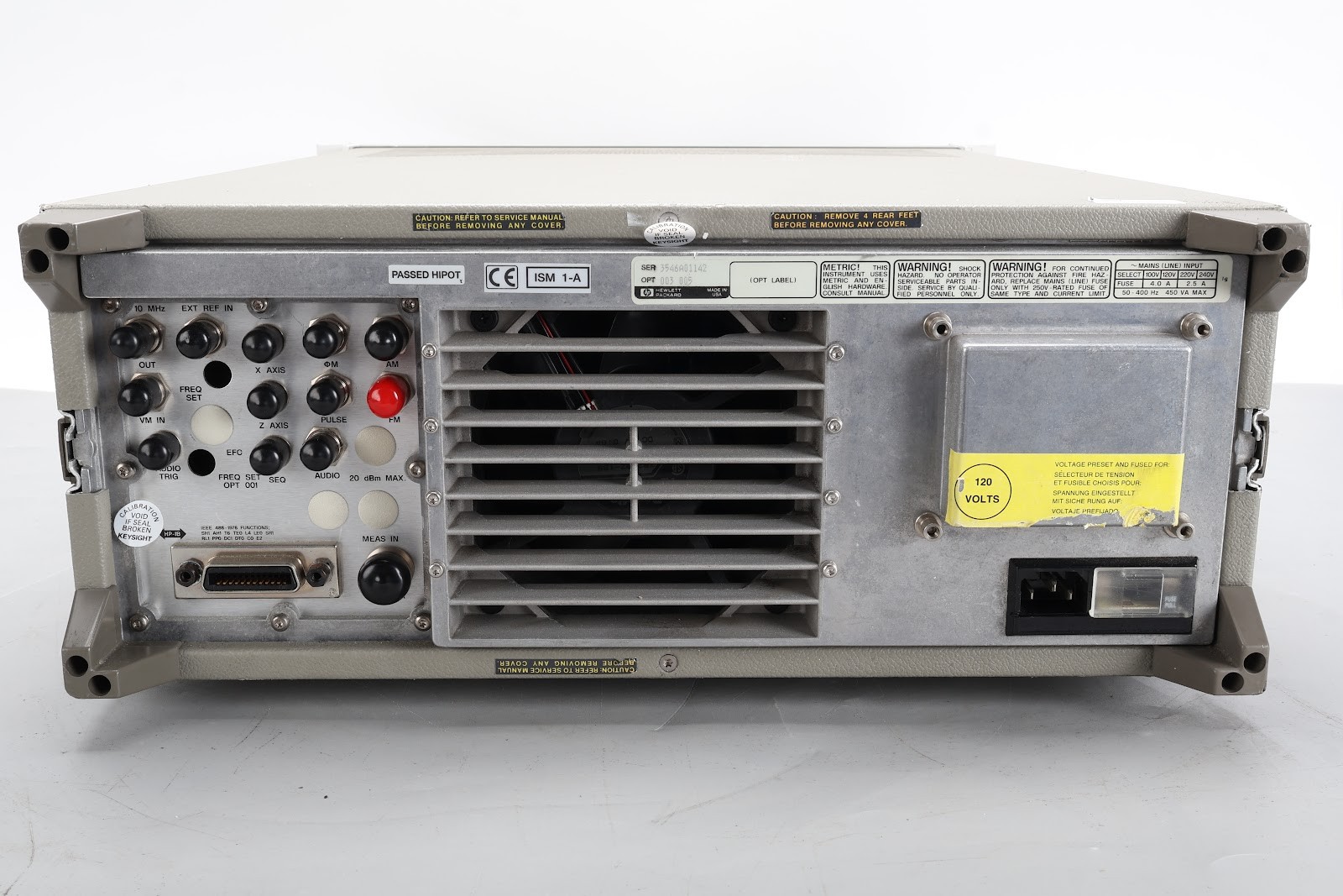 HP 8644B 0.26 – 1030Mhz Synthesized Signal Generator Option 003 and 005 – AS IS