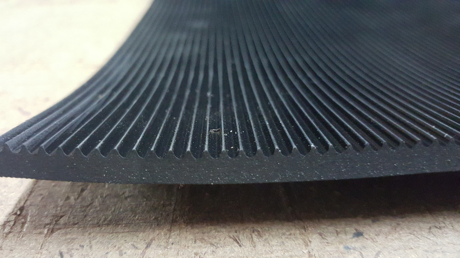 RIB RUBBER MATTING BLACK 1/4 THK X 48″ WIDE