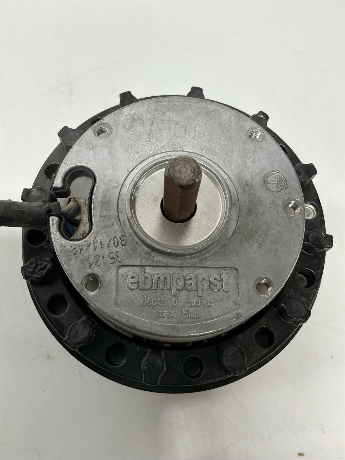 Ebmpapst Motor M2E068-DF13-79. W-004
