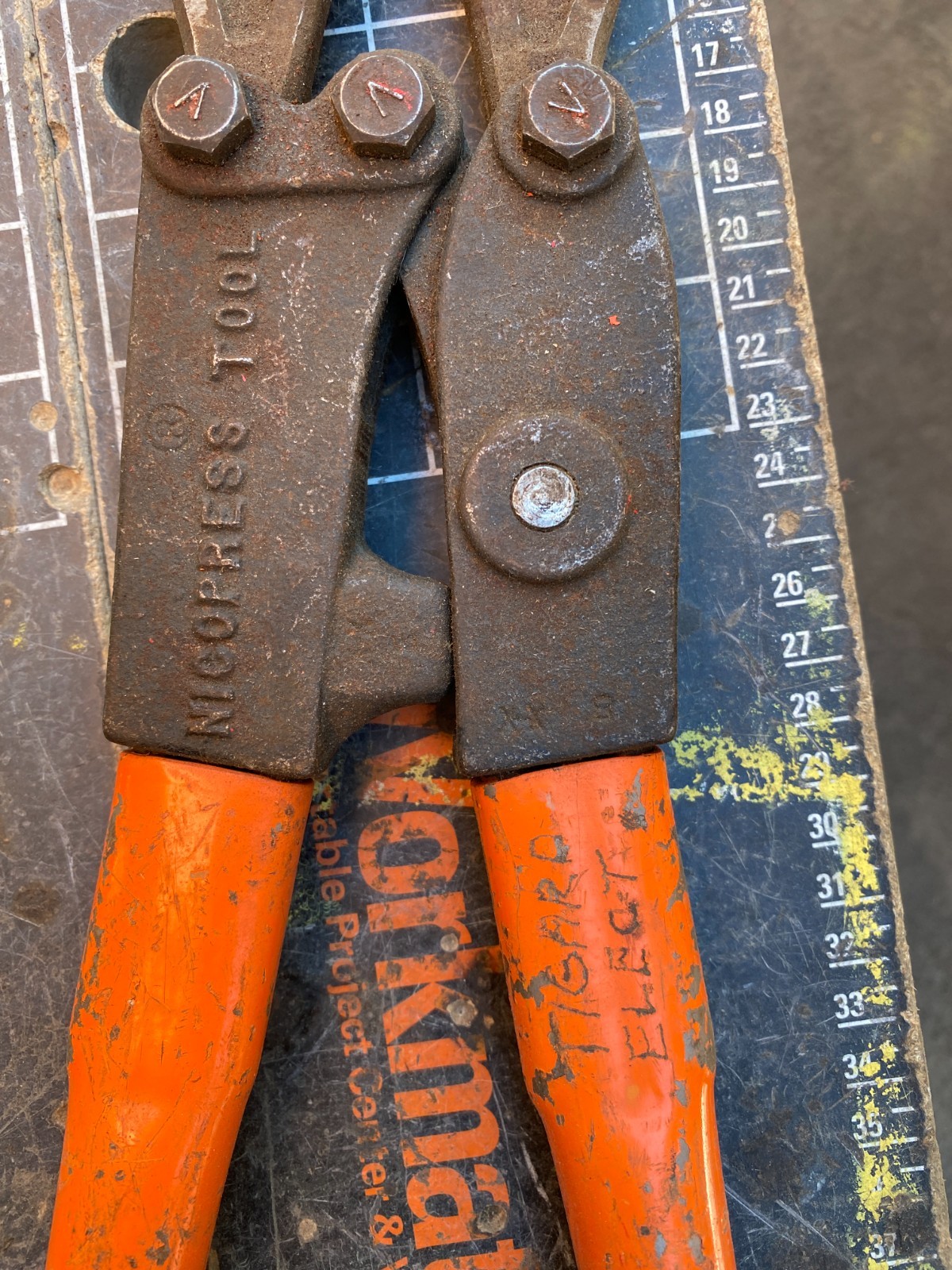 Pre-owned Nicopress Crimping Tool National Telephone Supply Co. 51-M-850