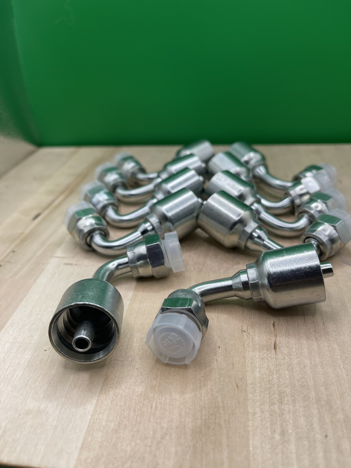 10 Pack Aftermarket Parker 43 Series 1J943-4-4 1/4″ ORFS Female 90 To 1/4″ Hose