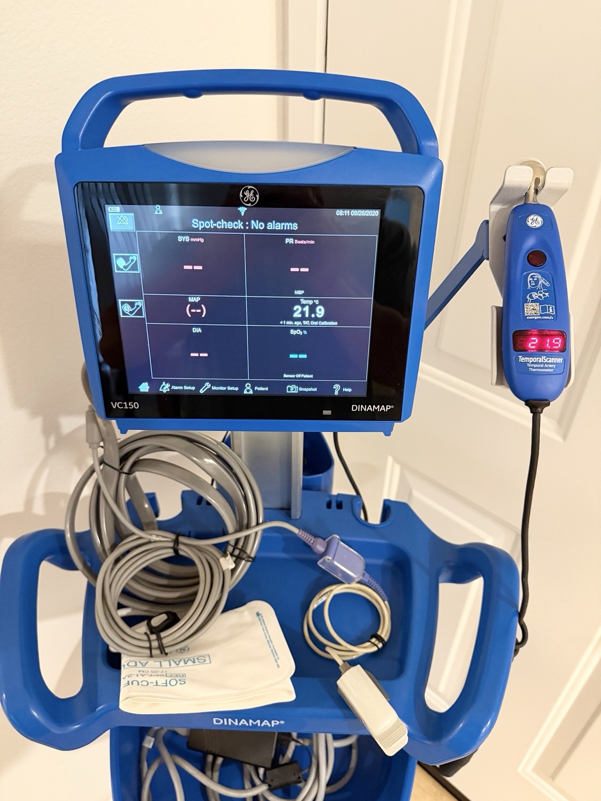 GE Carescape Dinamap VC150 Vital Signs Monitor w/ Accessories/Local Pick up Only