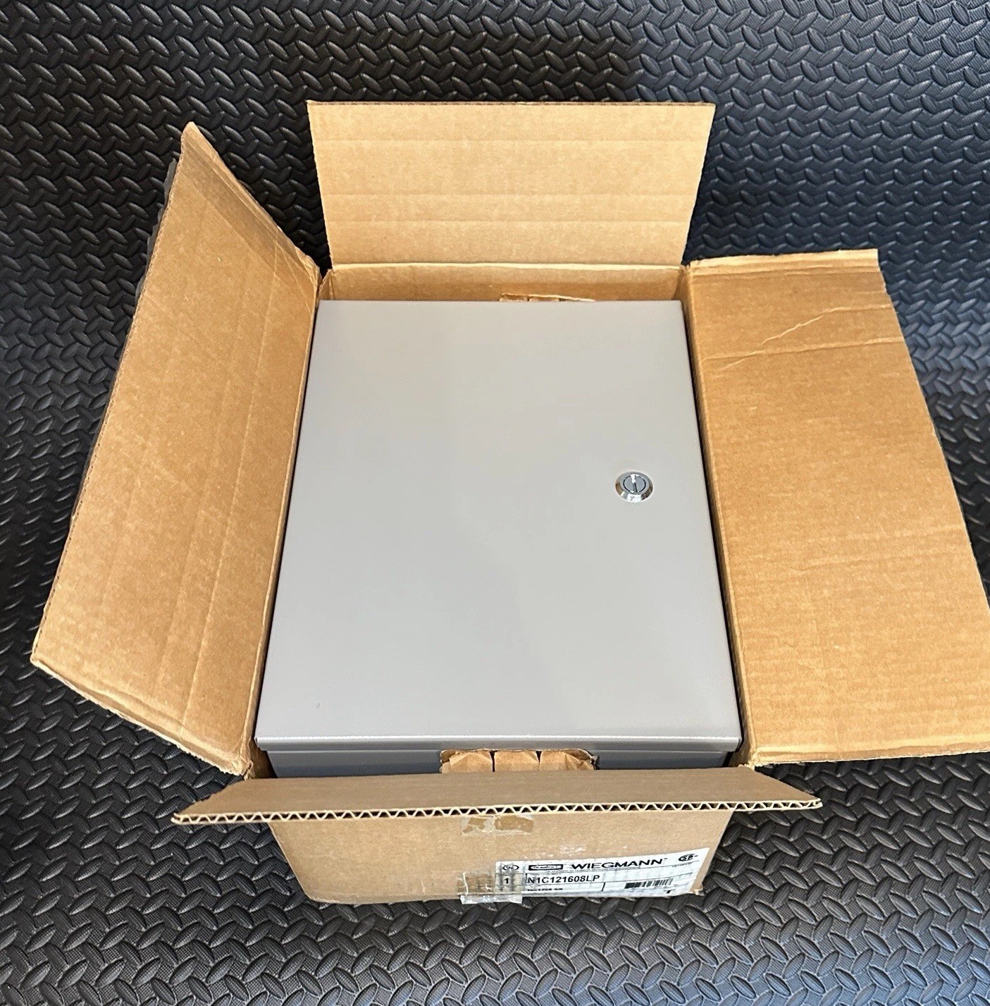 Hubbell-Wiegmann N1C121608LP Enclosure, 12x16x8 NEMA 1 New In Box