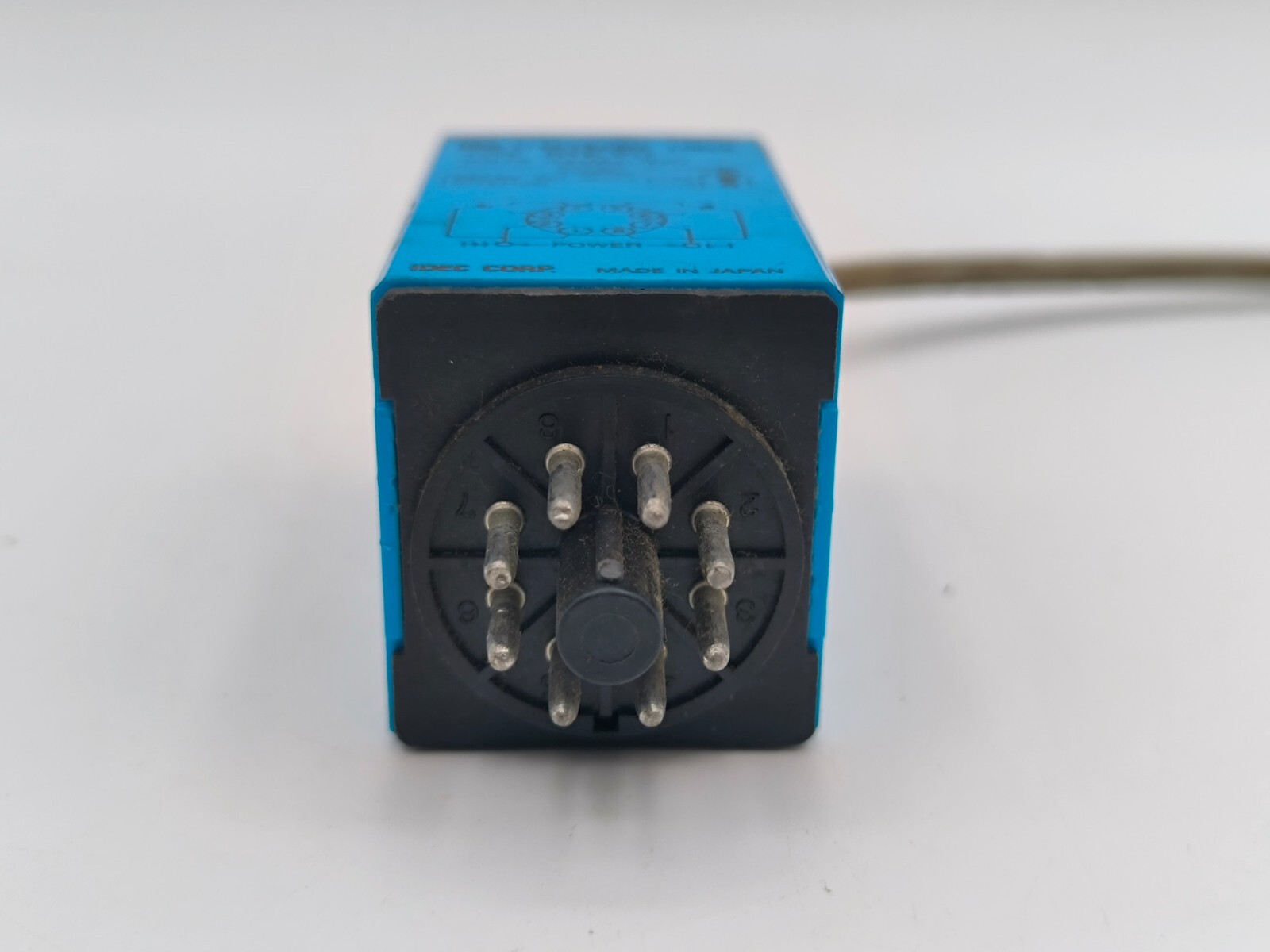IDEC RTE-P11 Electronic Timer Plug-in Mount DPDT 10A 120VAC Coil 24V AC/DC 8 Pin