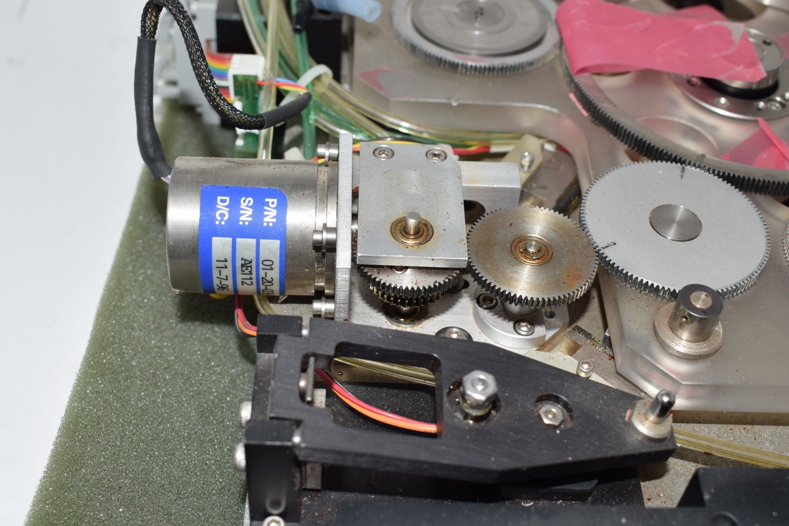 Ultratech Stepper 01-20-03947 Theta Stage Drive Assembly Rev. M No Chuck Include