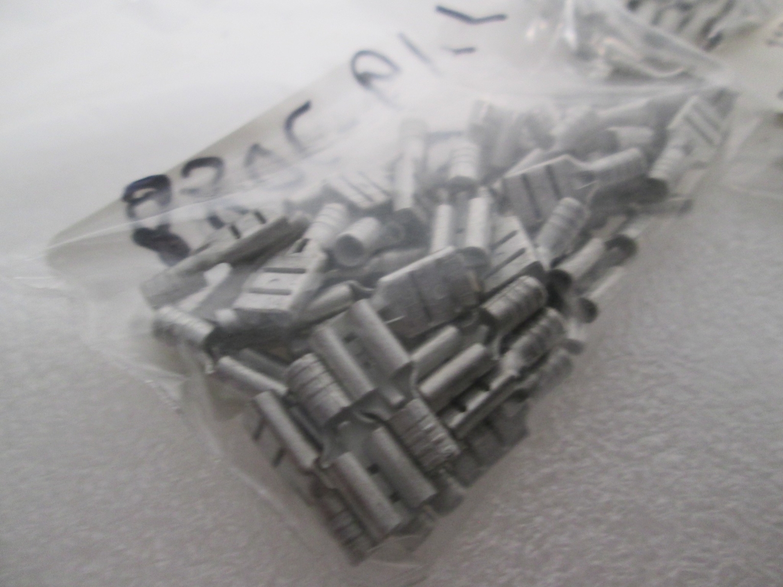 119-7088, New, Lot of 100