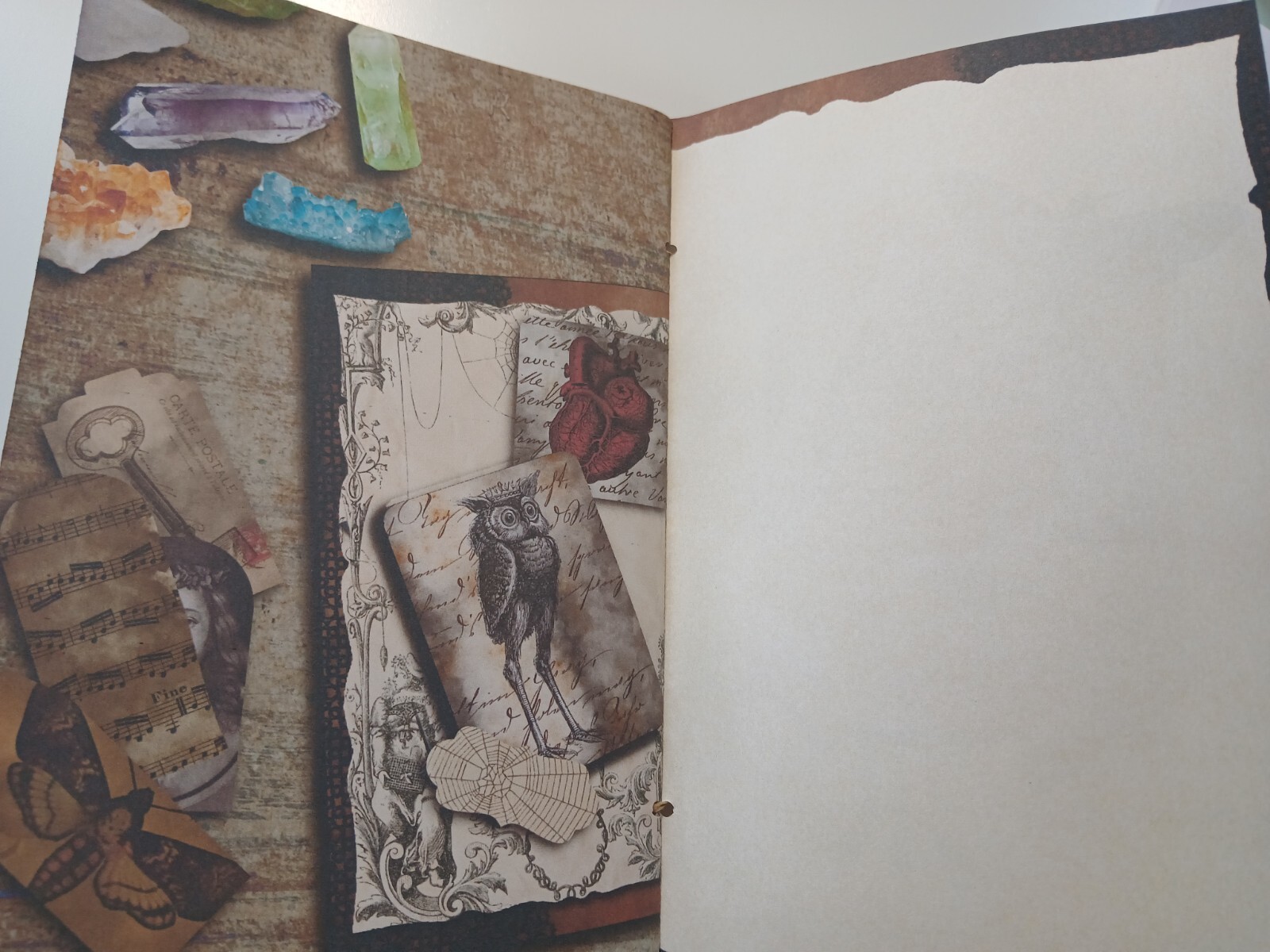 Junk Journal Booklet «AFTER DARK», CREEPY, HORROR, SCARY, 40pg, 30pc Halloween