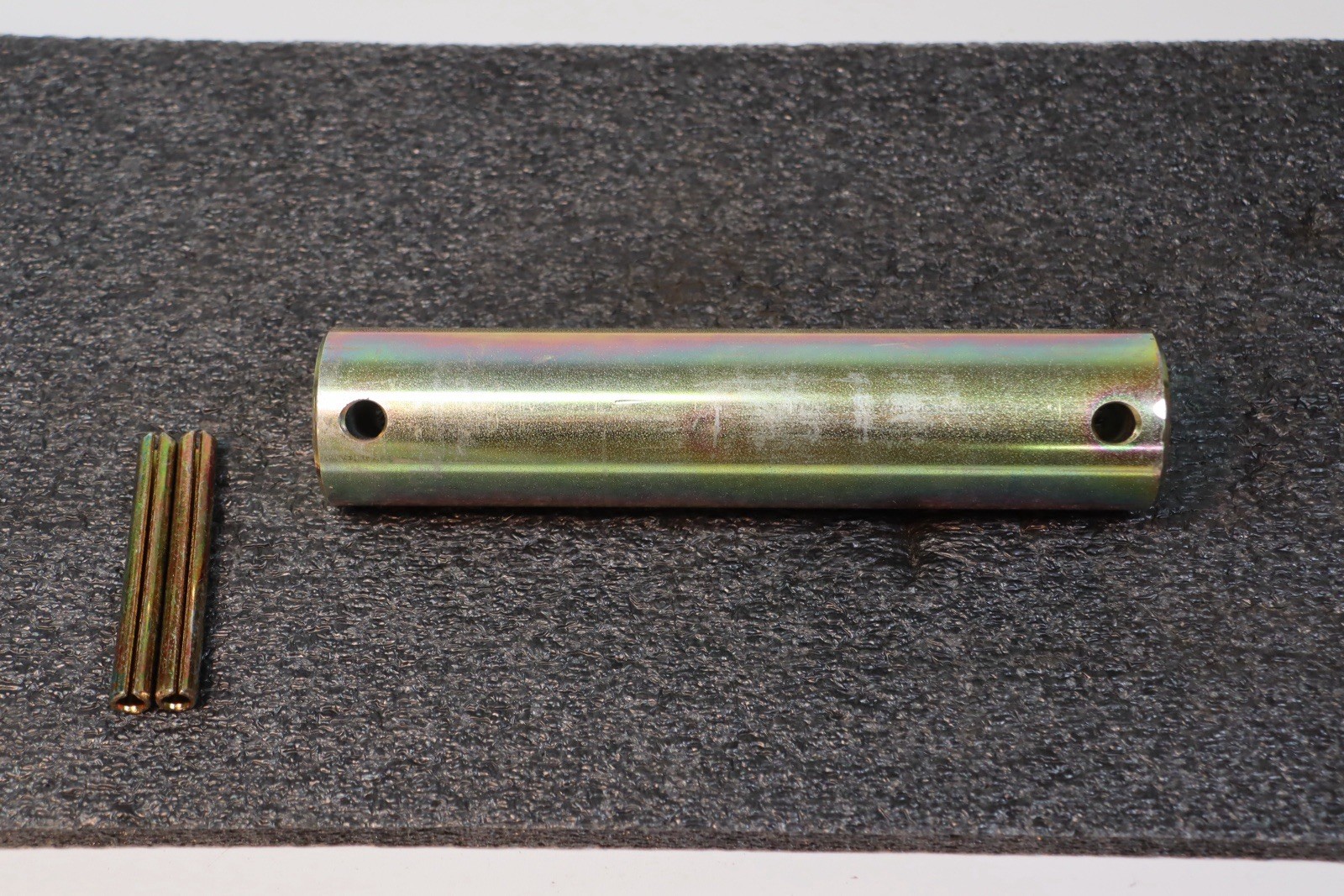 1.75 X 8” Inches Pin With Retainer Roll Pins 1-3/4” Diameter