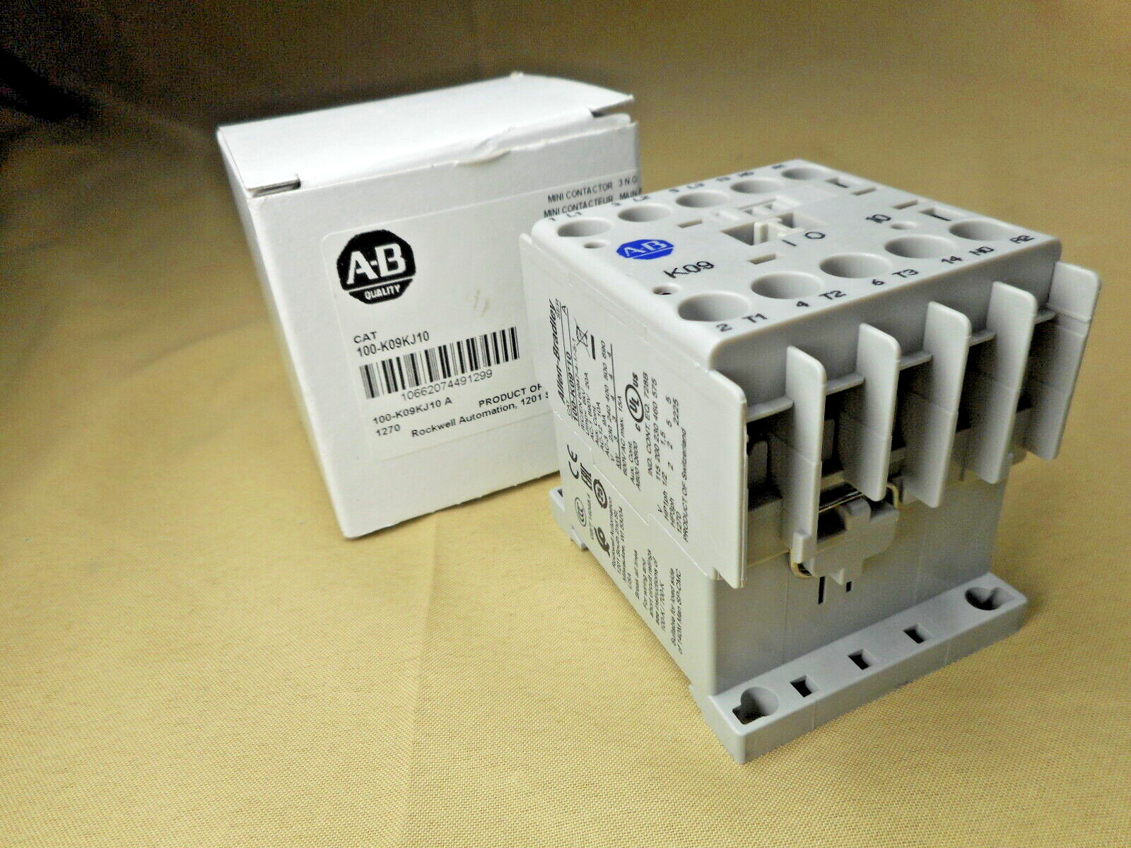 Allen Bradley 100-K09KJ10 contactor, 24VAC (NIB)