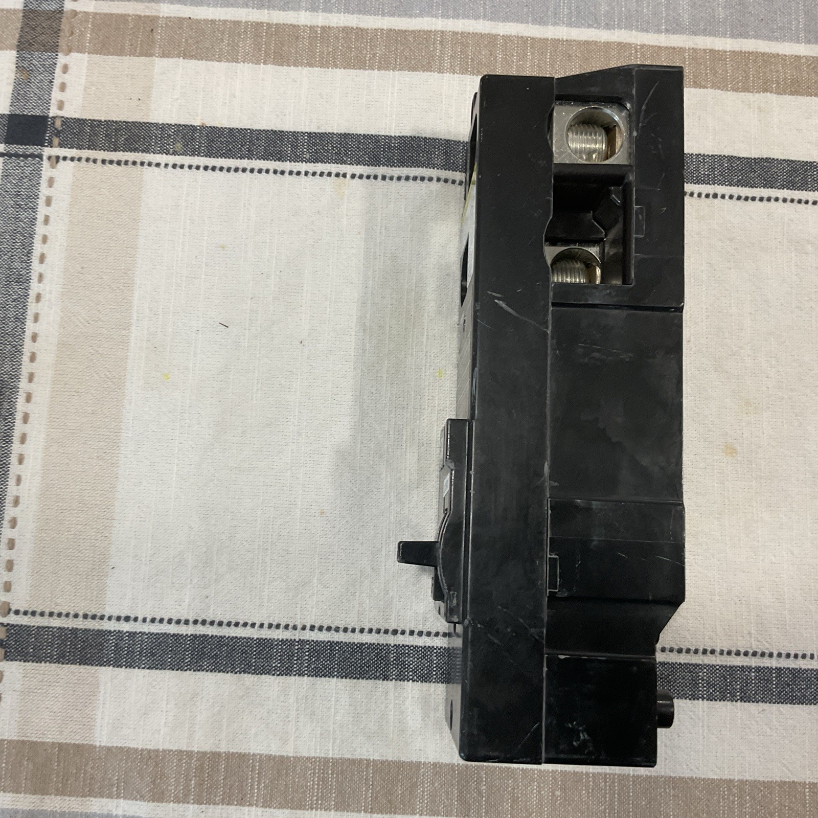 Siemens 150 Amp Main Breaker Type QNR Circuit Breaker 2 Pole 120/240VAC Open Box