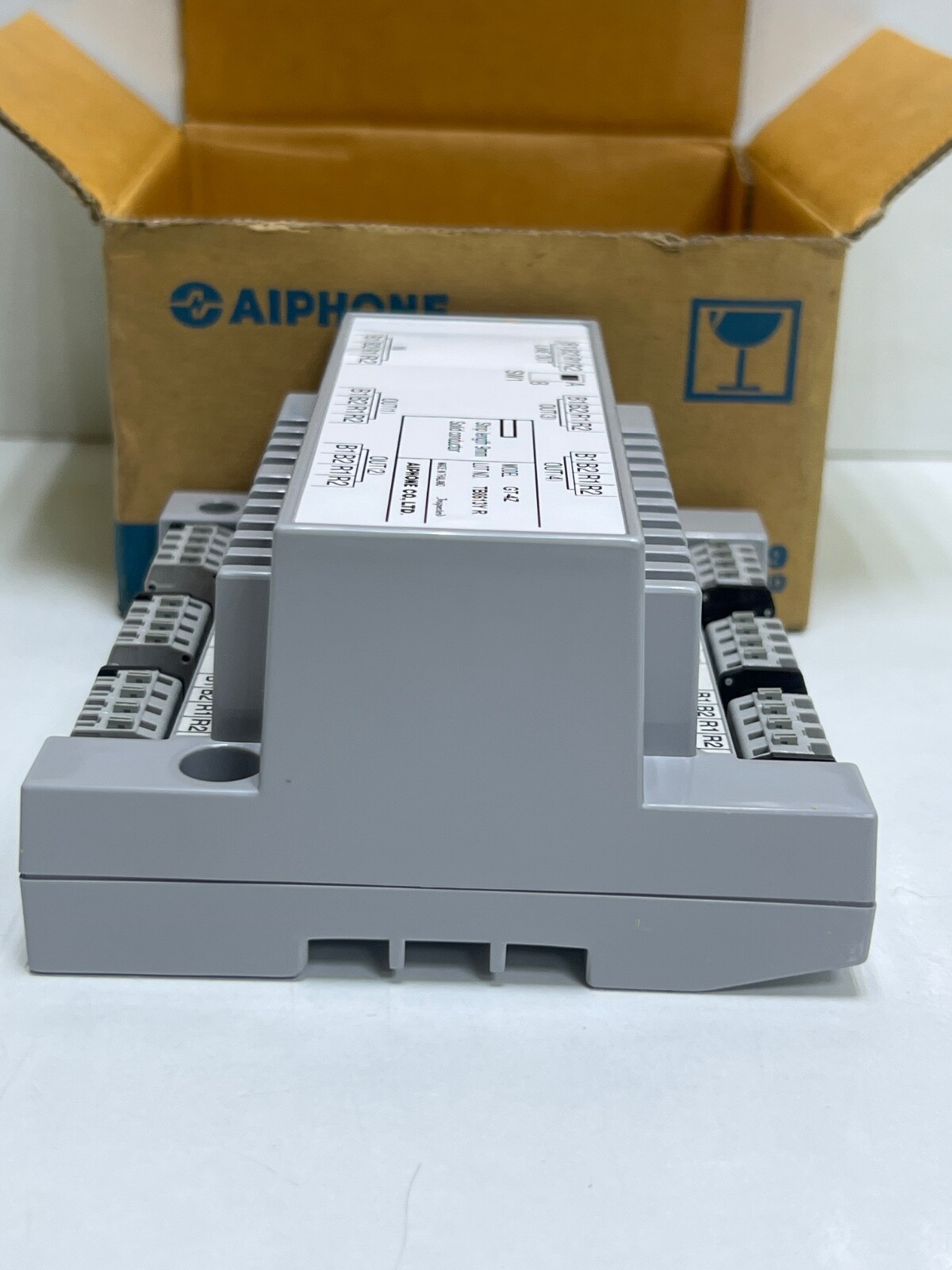 Aiphone GT-4Z 4-Way Video Distribution Adaptor