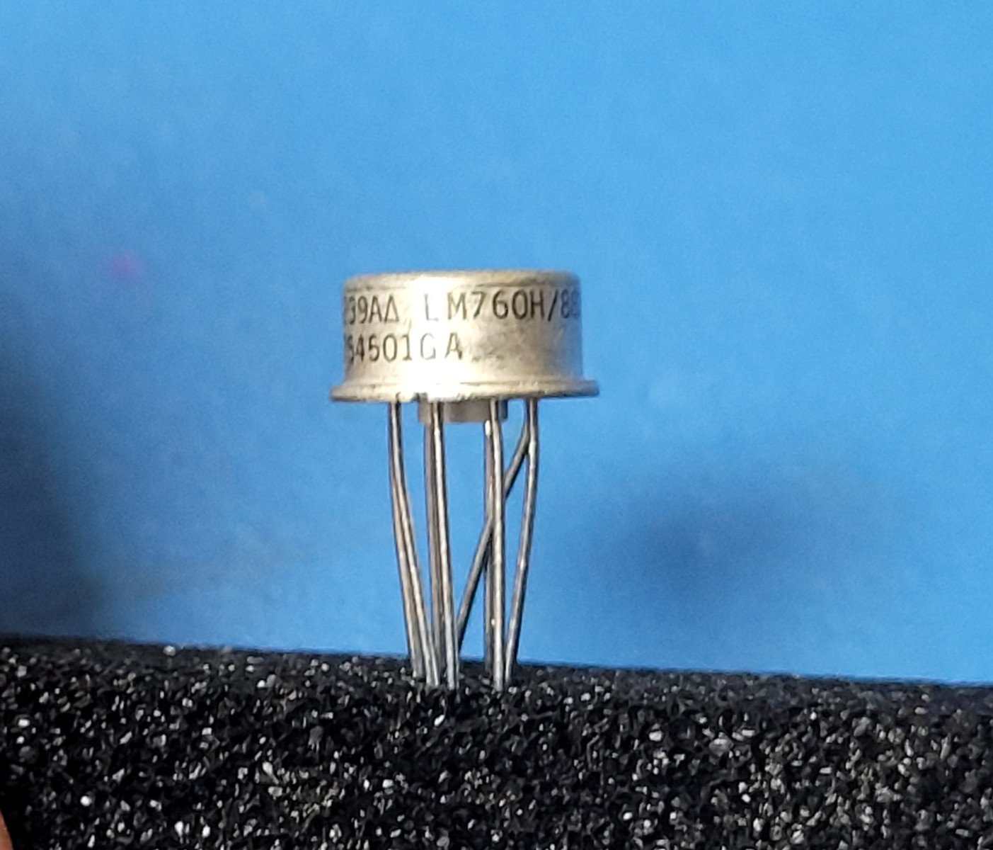 (1 PC) LM760H/883C NSC Comparator 1 Func 6000uV Offset-Max 16ns BIPolar TO-99