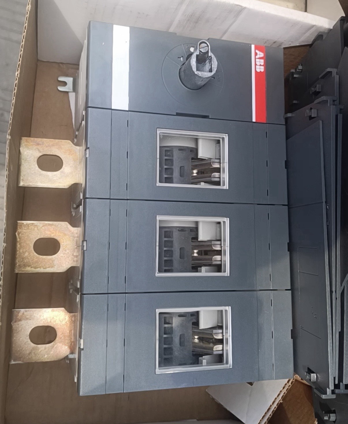 ABB OT800U03 Switch Disconnector Free with Handle Fast Delivery By UPS