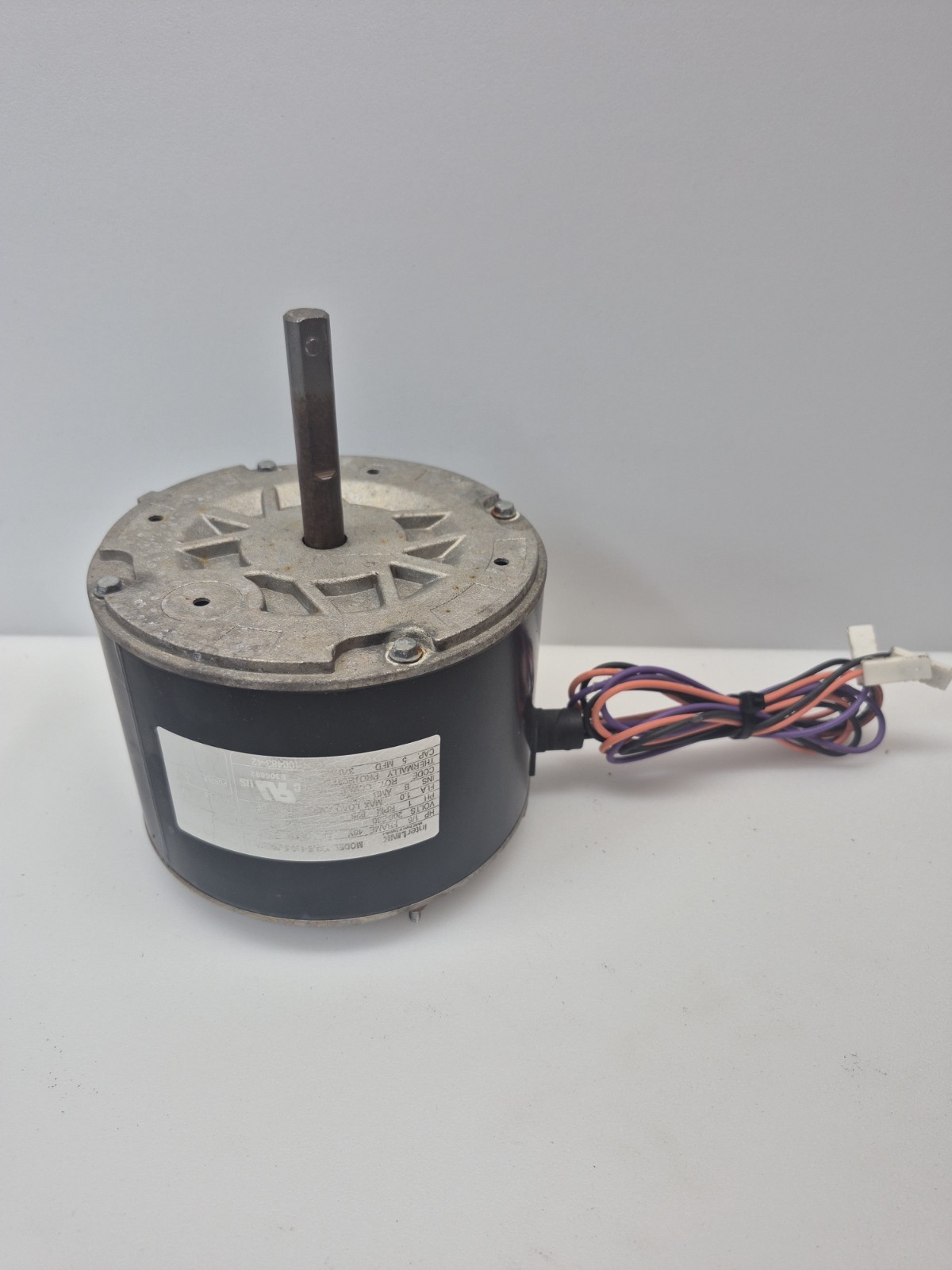 InterLink YSLB-130-8-B003(AL) Condenser Motor 100483-42 1/6HP 825 RPM 230V used