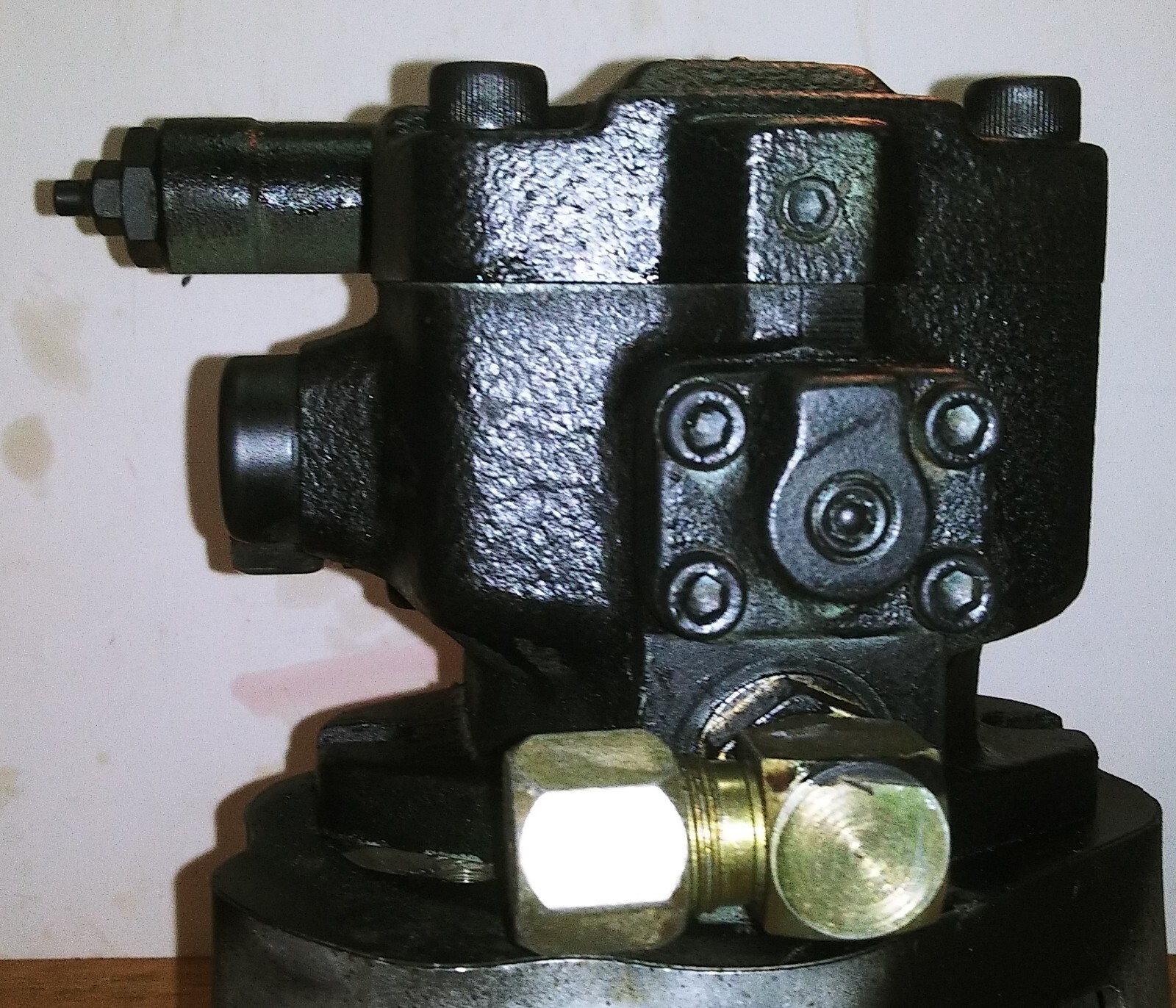 Nachi Variable Vane Pump VOC-18-2A3-E35   Inv# (365)