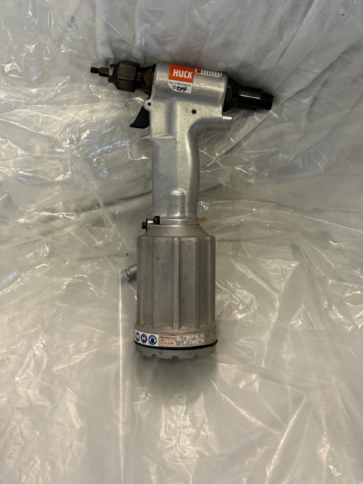 Huck 2012 Pneumatic Rivet Gun Riveter MPN 2012 Air Powered Industrial Tool
