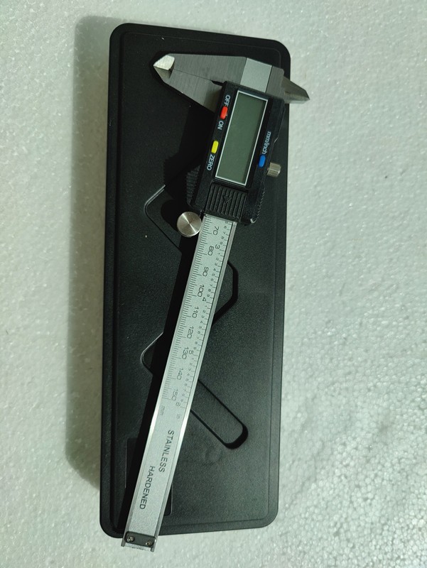 150mm LCD Digital Caliper Vernier Micrometer Electronic Ruler Gauge Measure Tool
