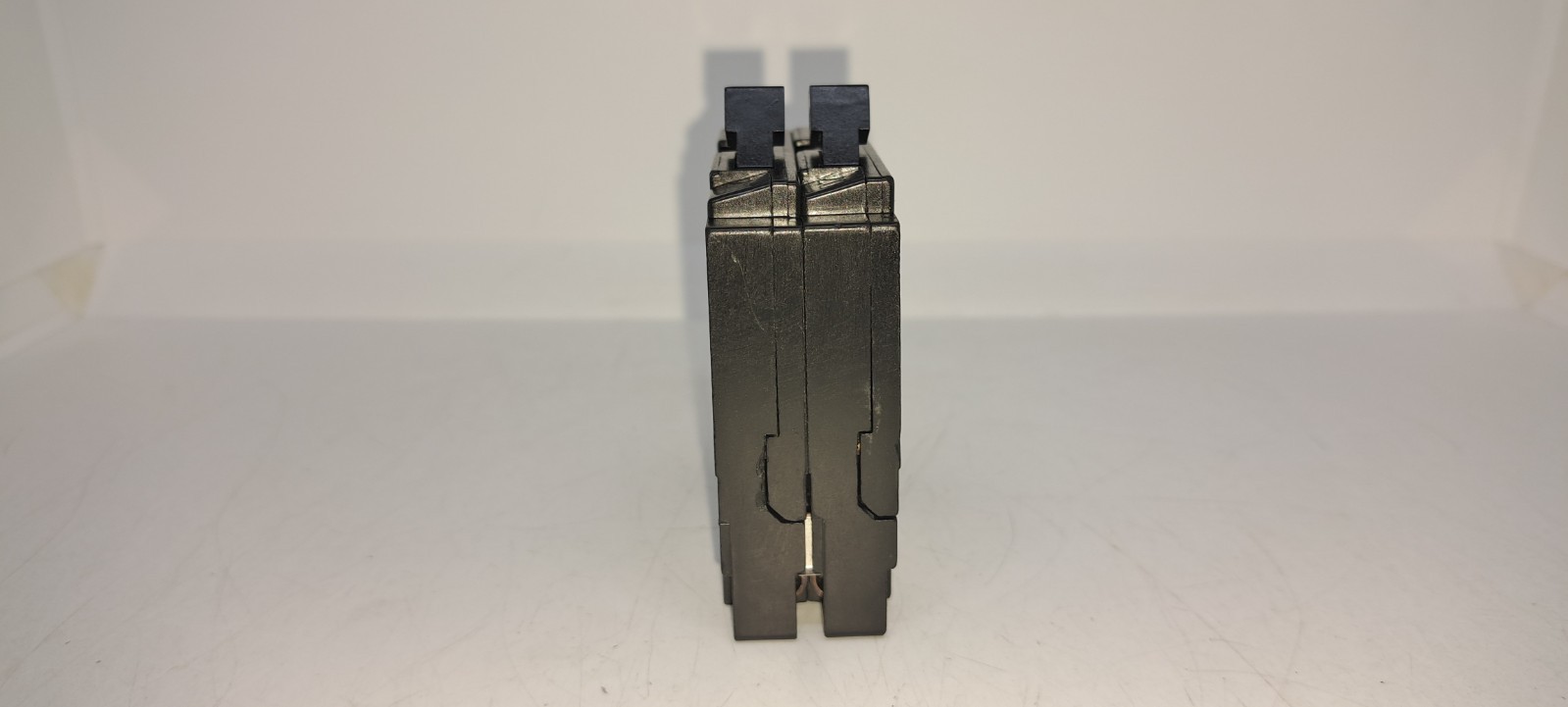 SIEMENS ITE GOULD Q2020 20 Amp Two 1 Pole Circuit Breaker Type QT Q2020