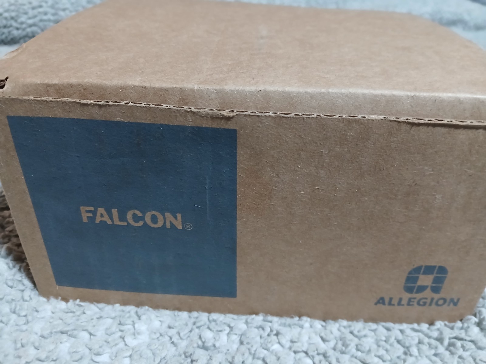 Falcon W-Series Storeroom Lever Lock Matte Black Self Closing with Keys