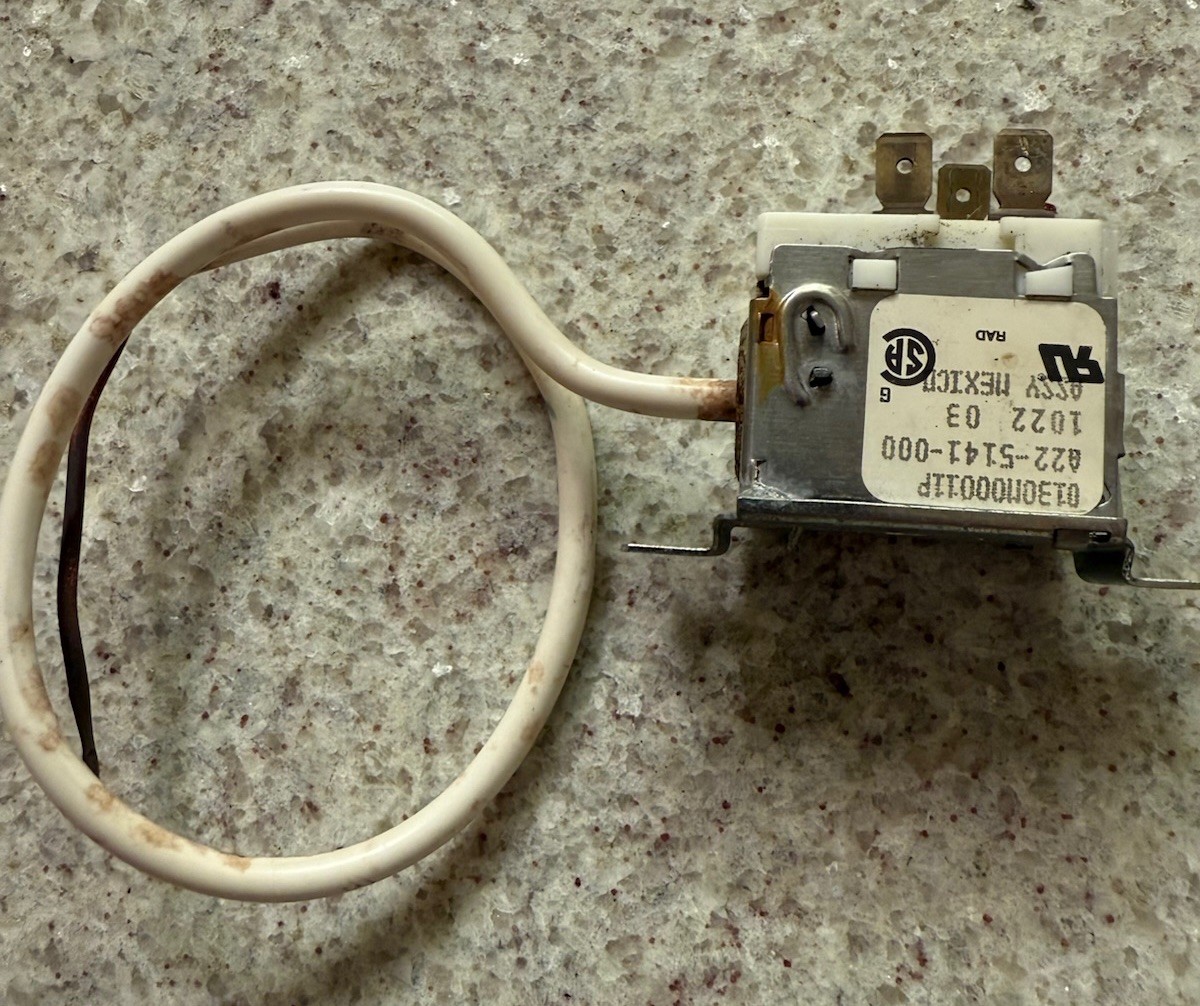 Goodman 0130M00011P Low Ambient Thermostat Ranco A22-5141-000 USED