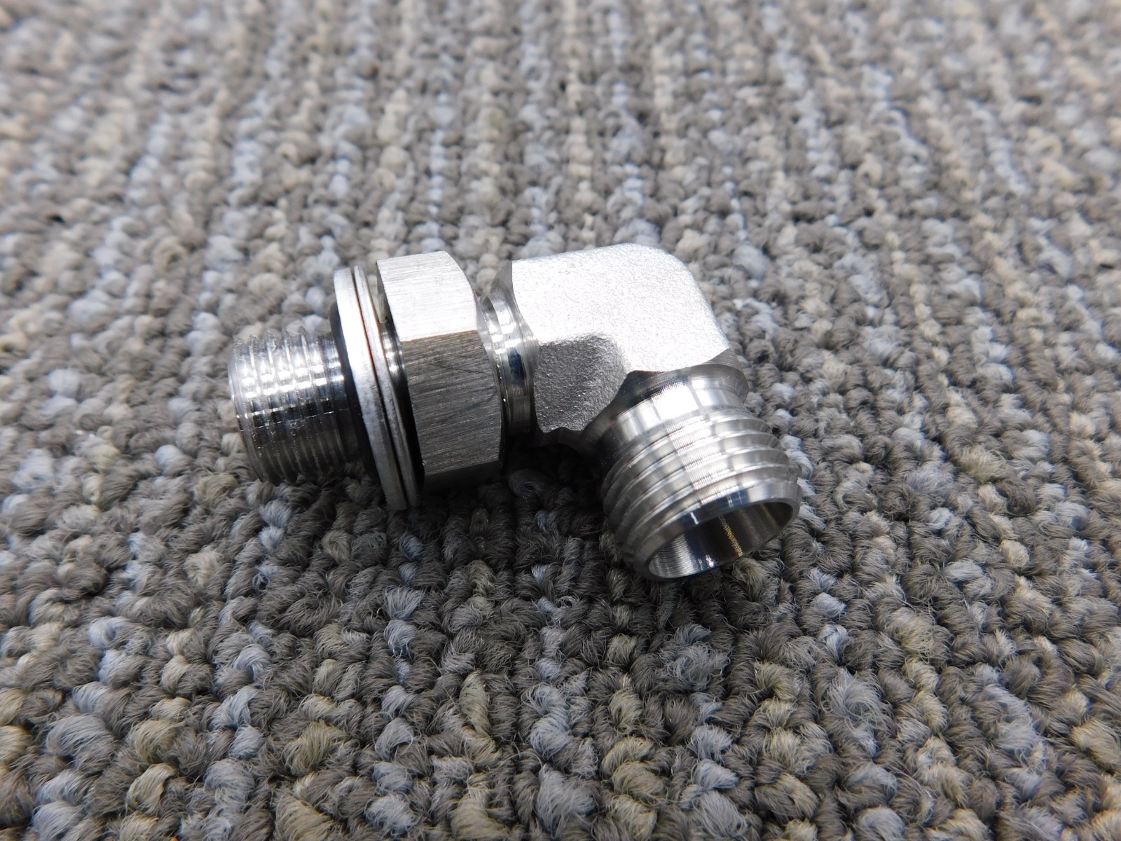 NEW 60-Pack 90°ELBOW BSP THREAD ADJUSTABLE STUD WITH O-RING SEALING (See DESC)